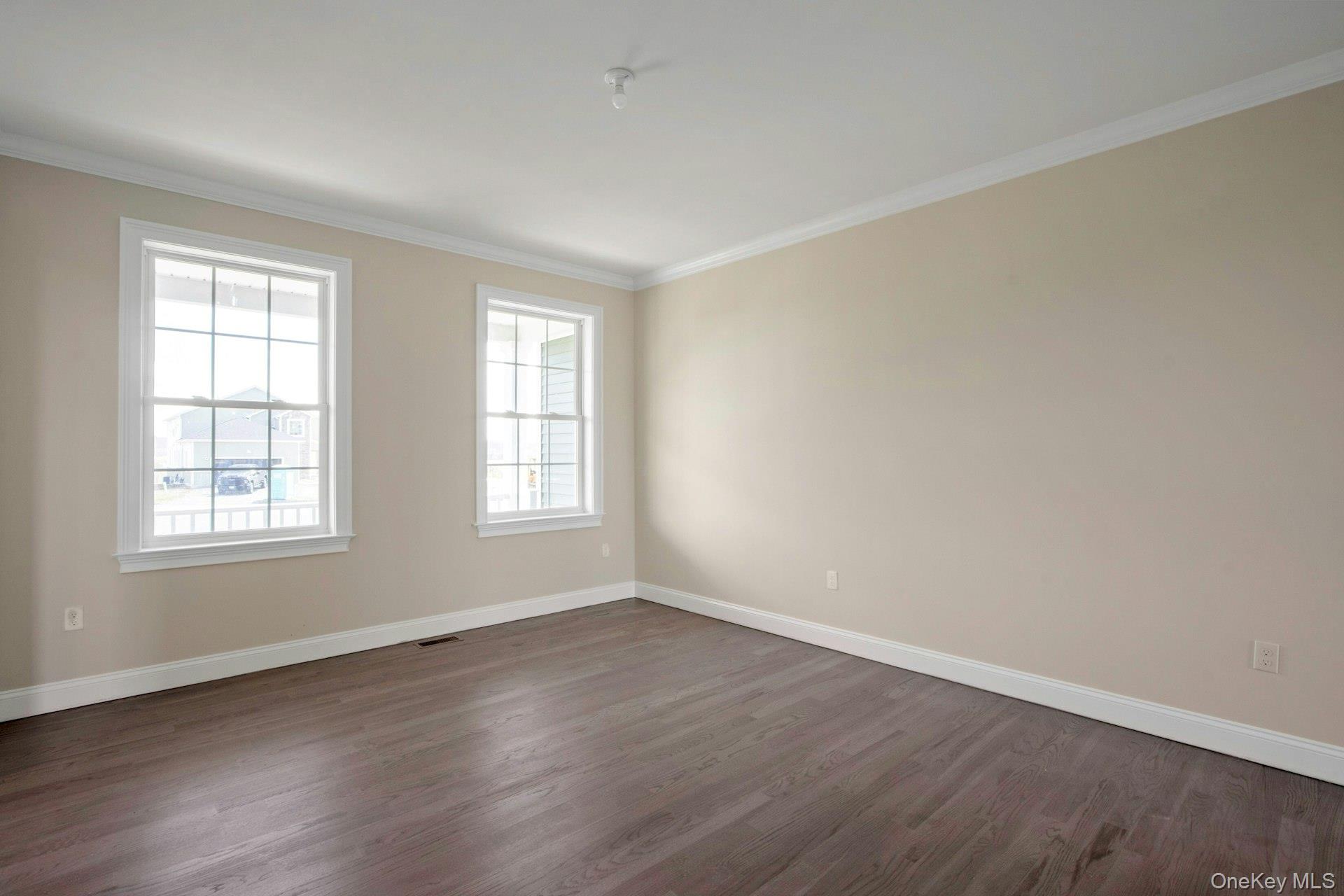 47 Dartmouth Drive, Poughkeepsie, NY 12603