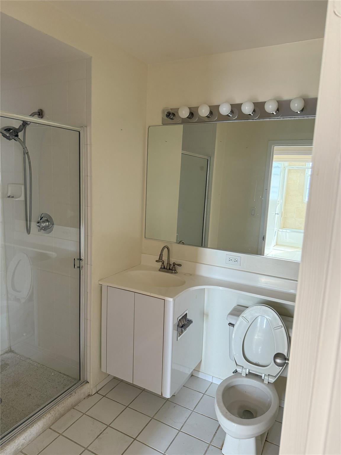 40 Oceana Drive W # PH1A, Brooklyn, NY 11235
