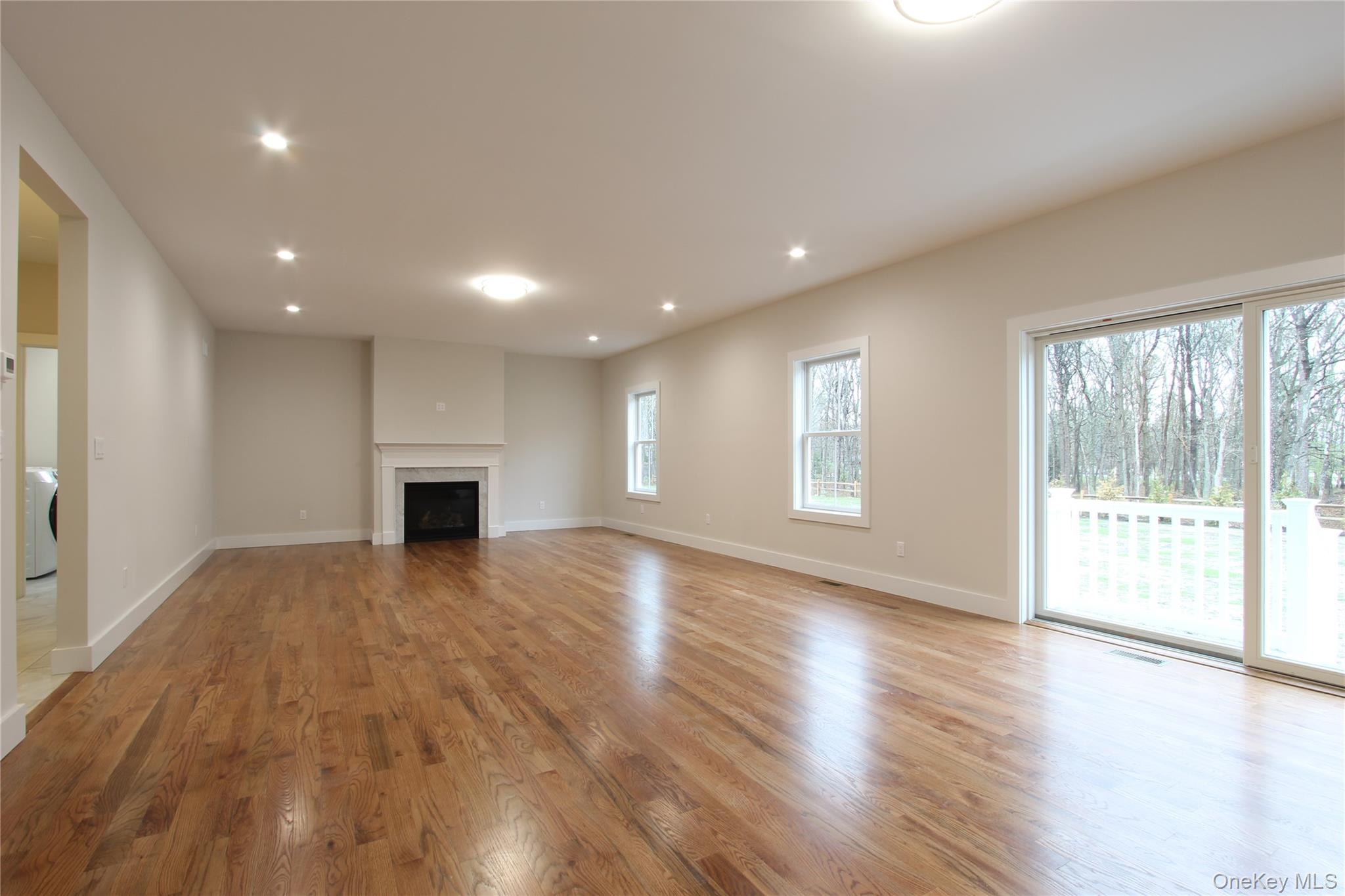 5 Colonels Path, Manorville, NY 11949