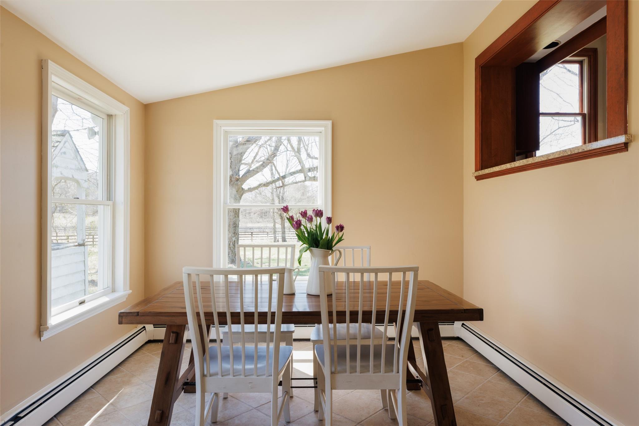 1942 Route 9G, Staatsburg, NY 12580