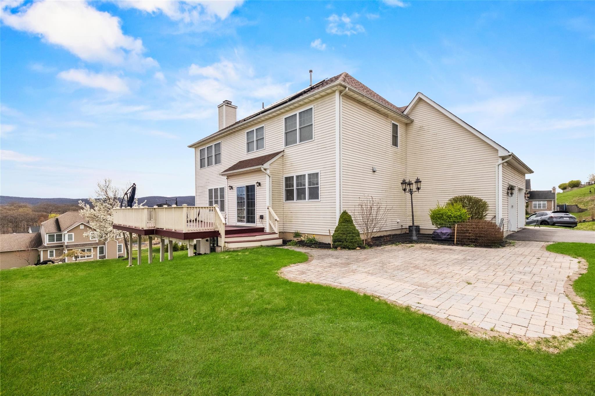 4 Smithfield Spur, Monroe, NY 10950