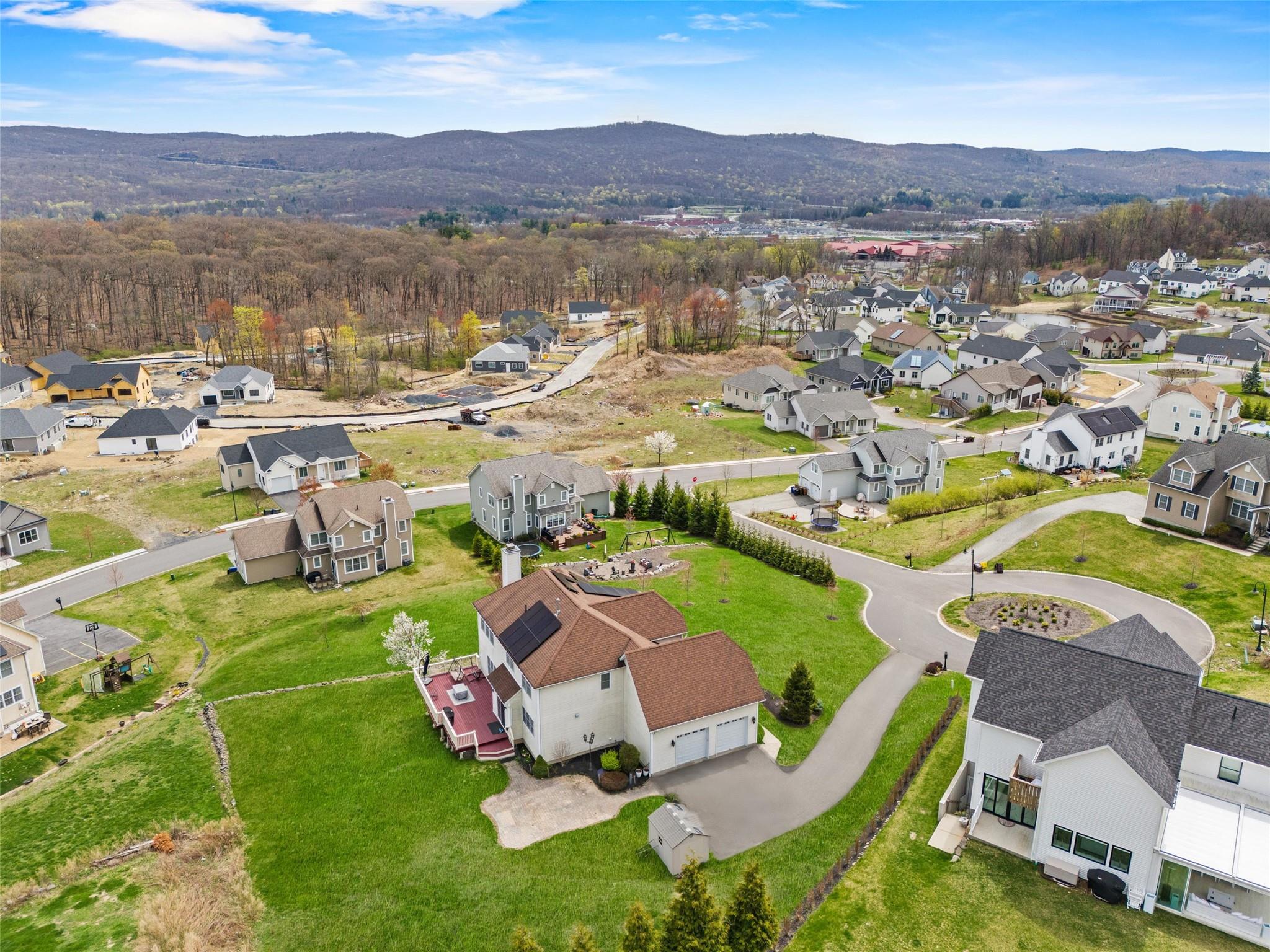 4 Smithfield Spur, Monroe, NY 10950