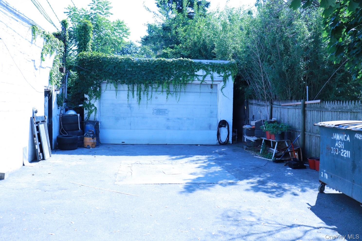 2172 Jericho Turnpike, Garden City Park, NY 11040