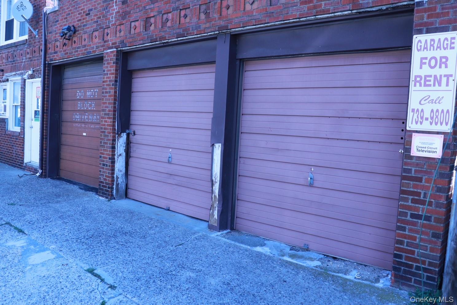 2172 Jericho Turnpike, Garden City Park, NY 11040