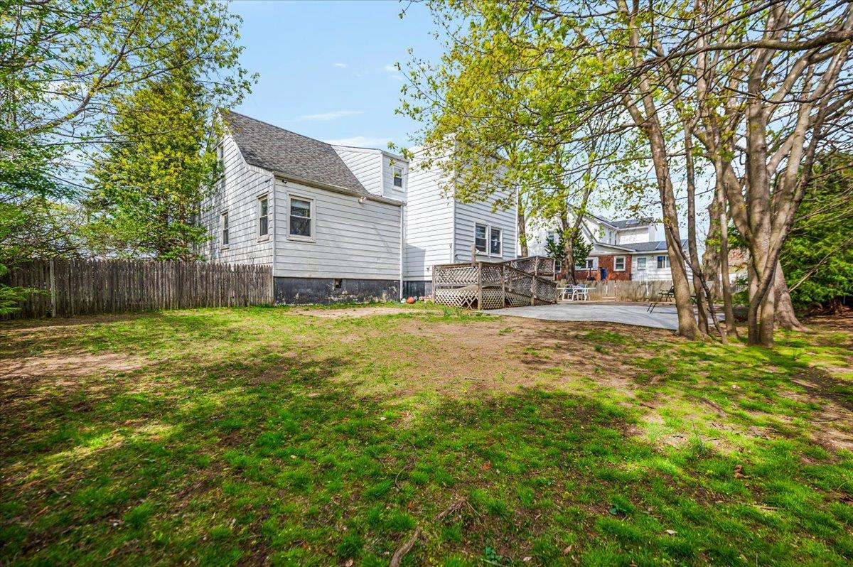 1275 Sturlane Place, Hewlett, NY 11557