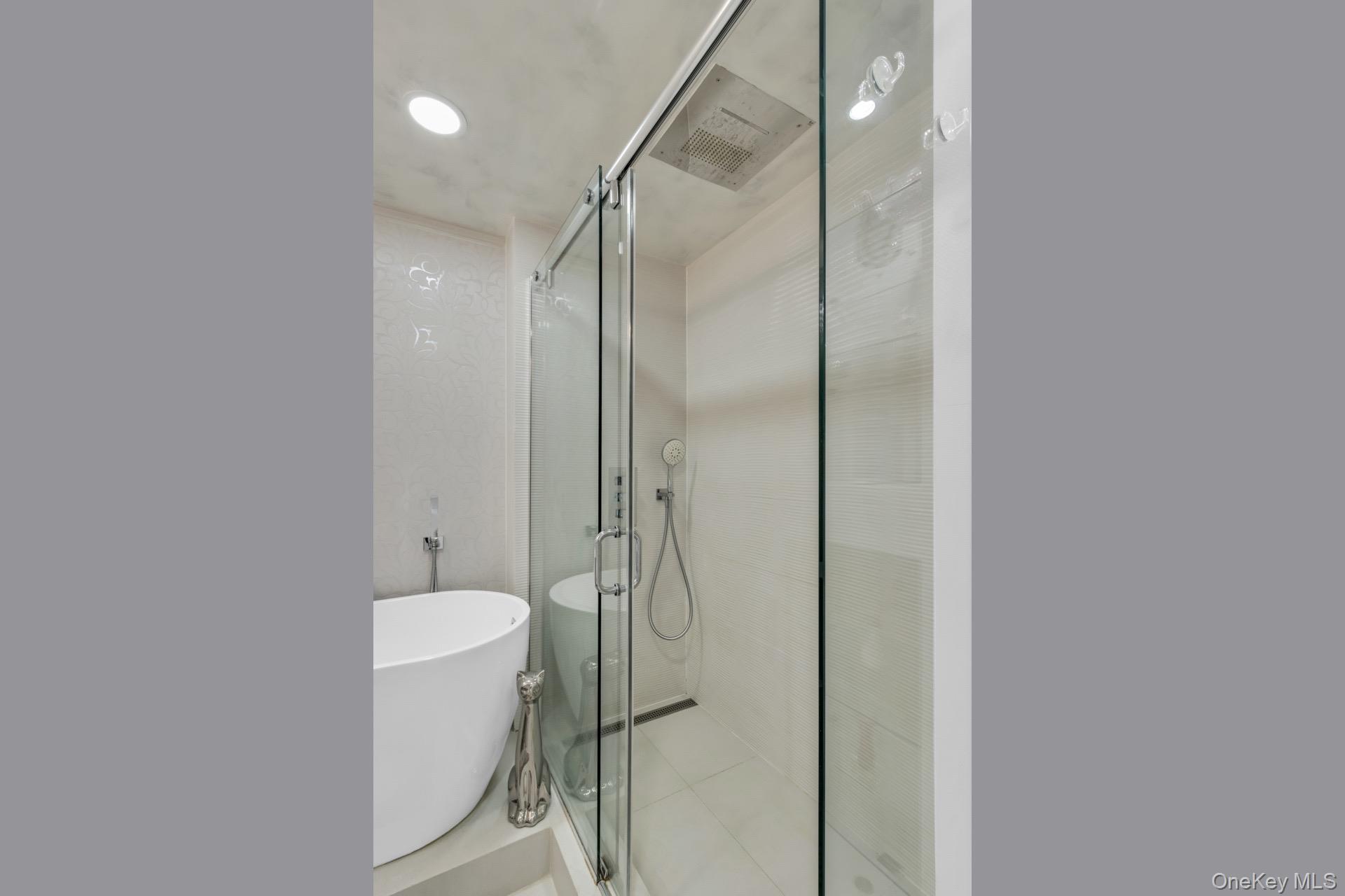 345 E 93rd Street # 22E, New York (Manhattan), NY 10128