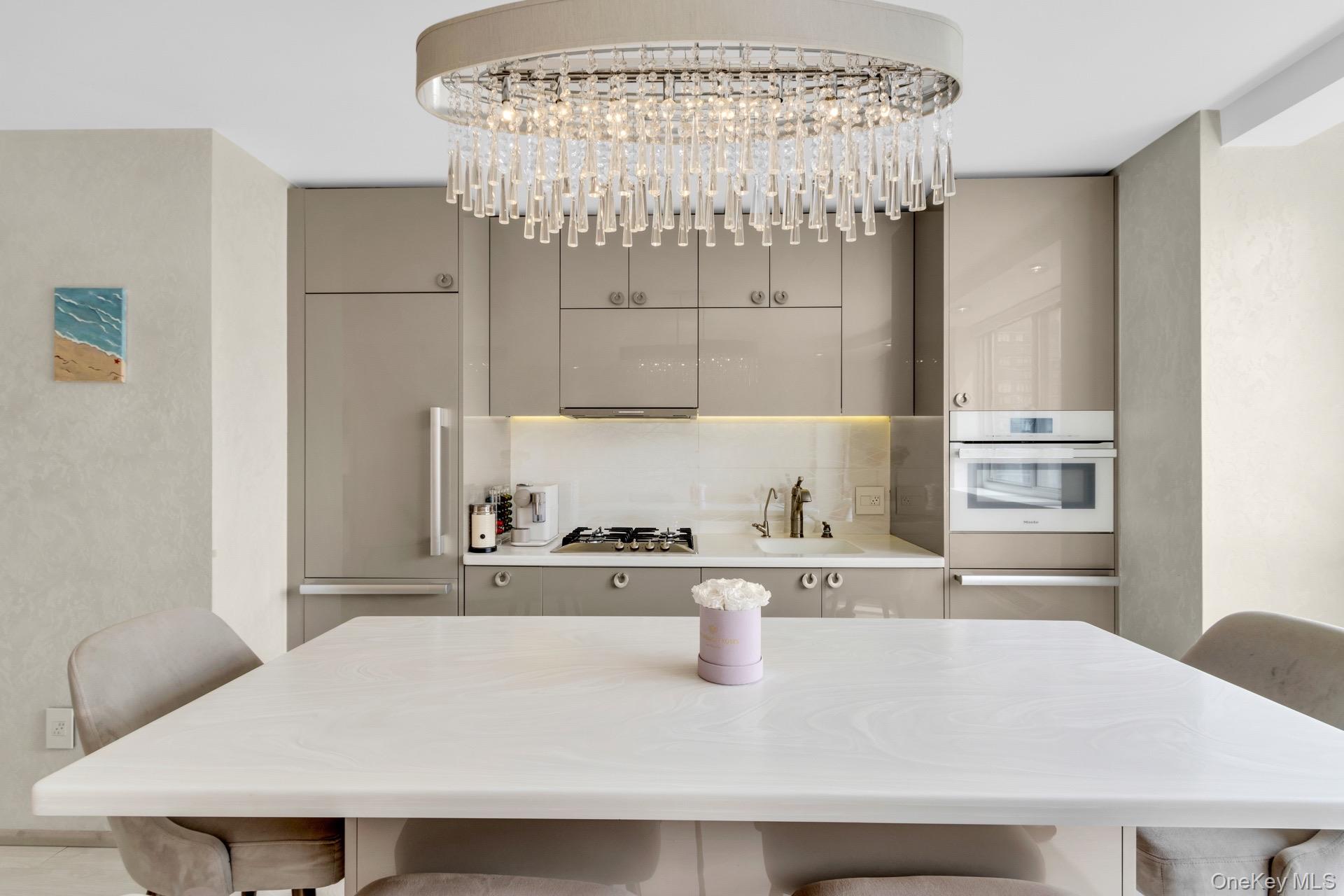 345 E 93rd Street # 22E, New York (Manhattan), NY 10128