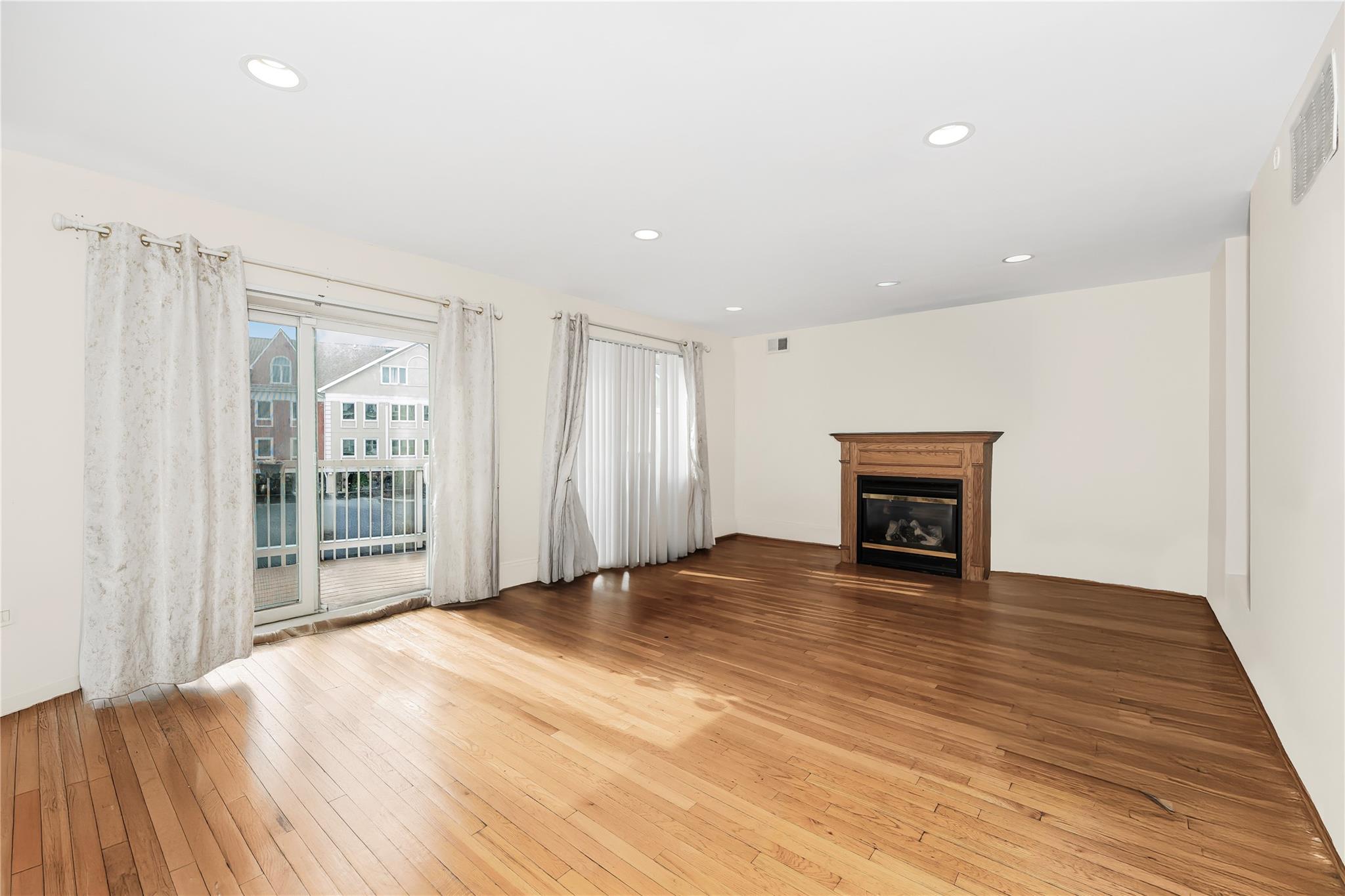 114 Outlook Avenue, Bronx, NY 10465