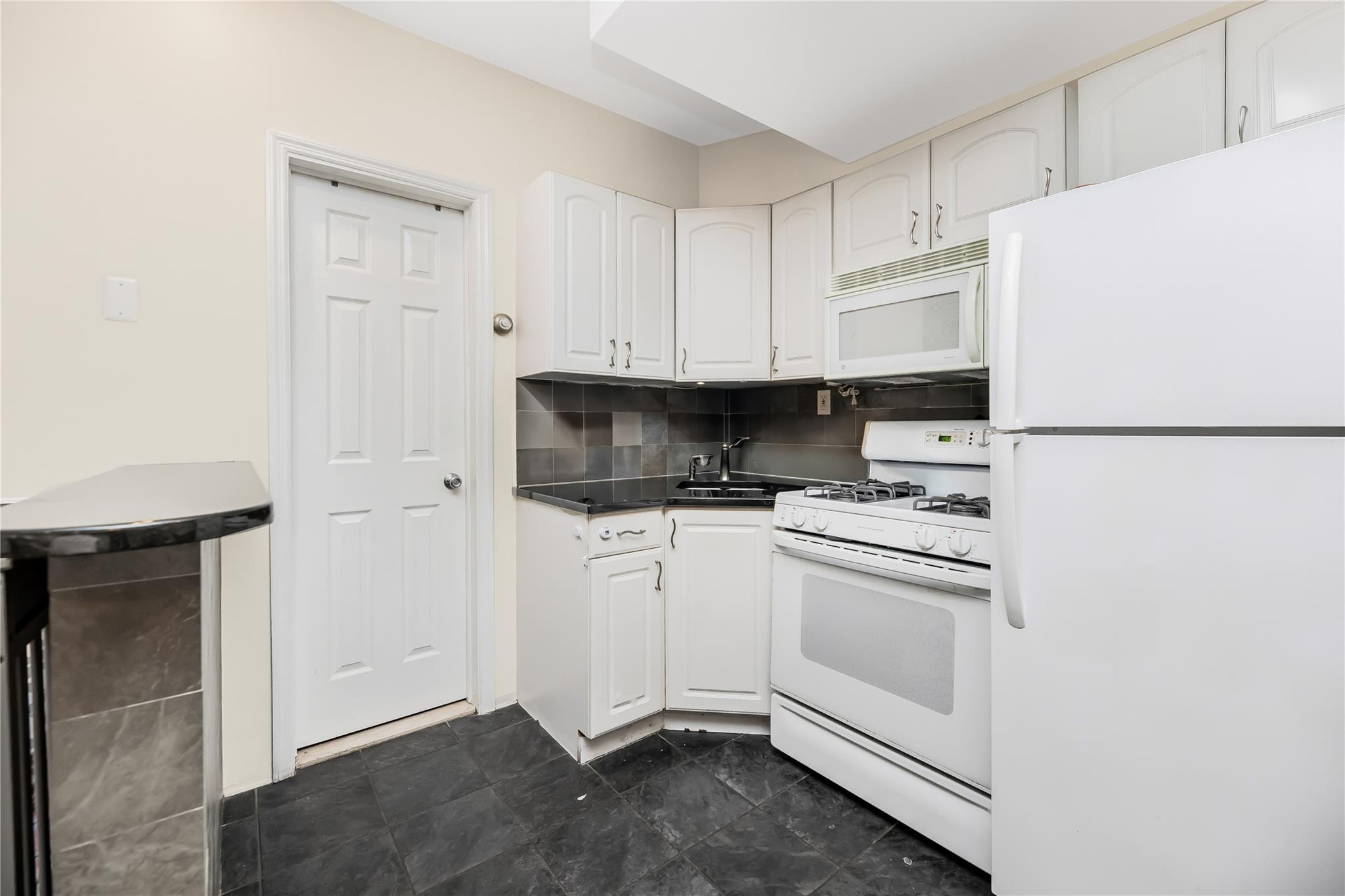 114 Outlook Avenue, Bronx, NY 10465