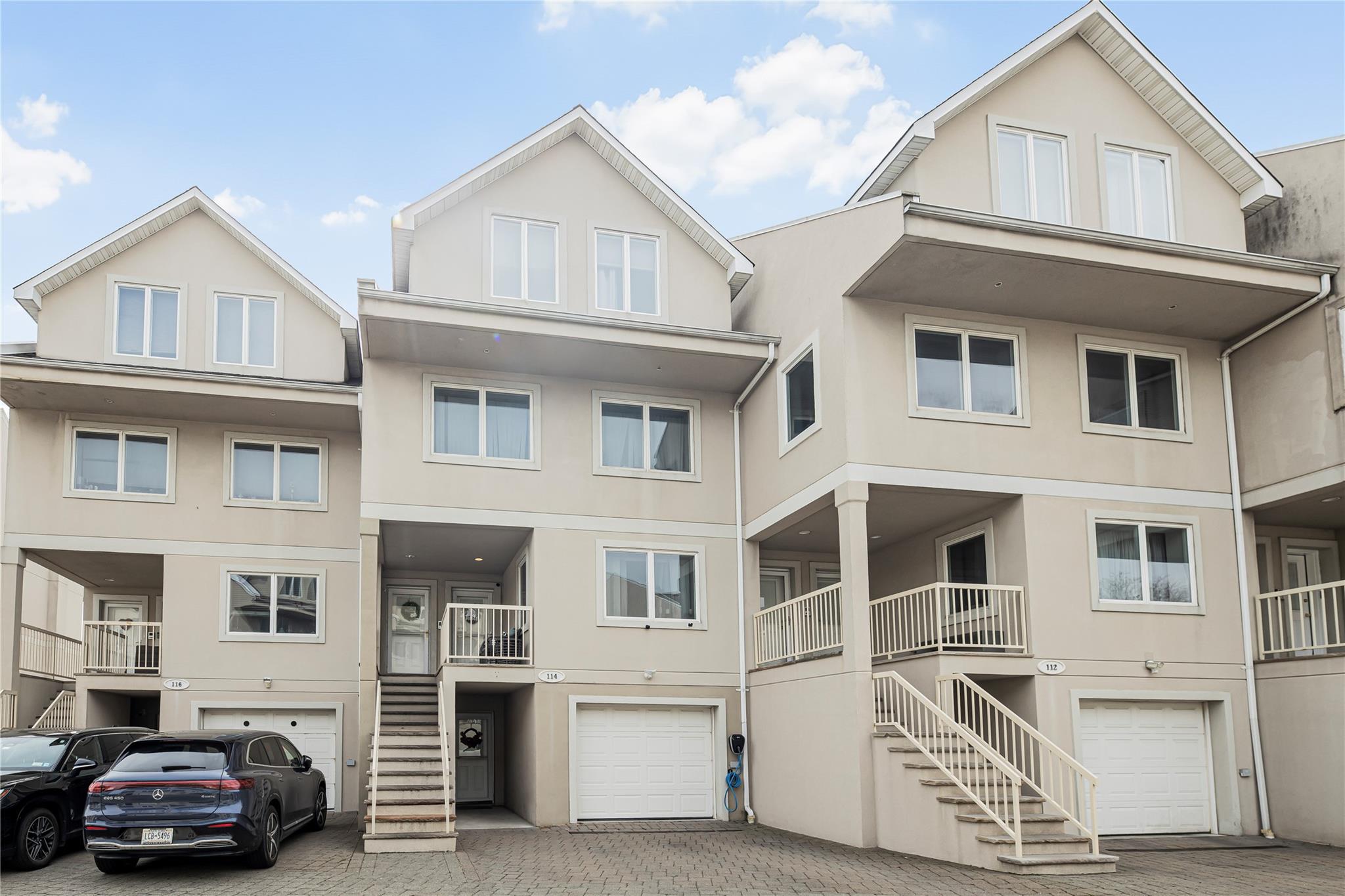 114 Outlook Avenue, Bronx, NY 10465