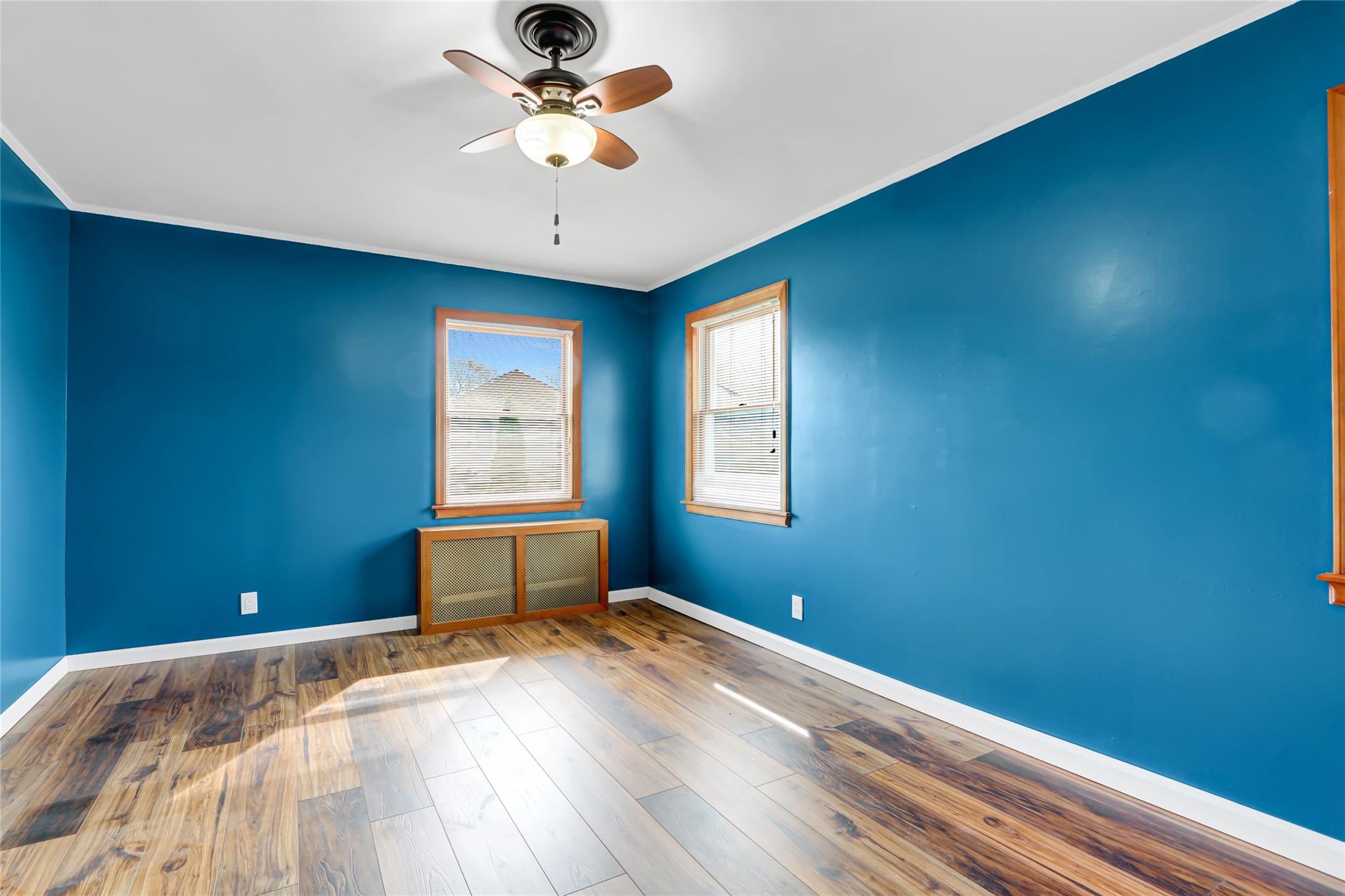 80-45 259th Street, Glen Oaks, NY 11004