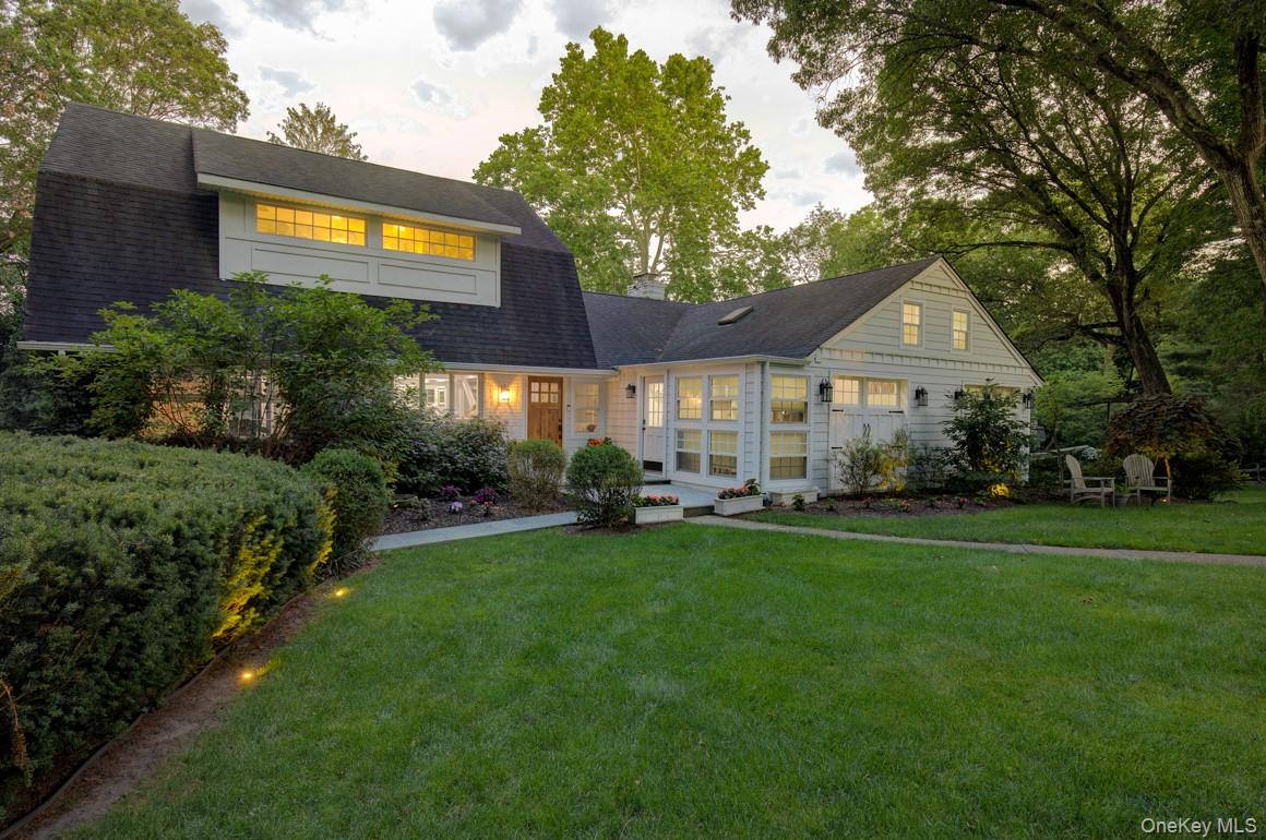 2 Spring Hollow Road, Centerport, NY 11721