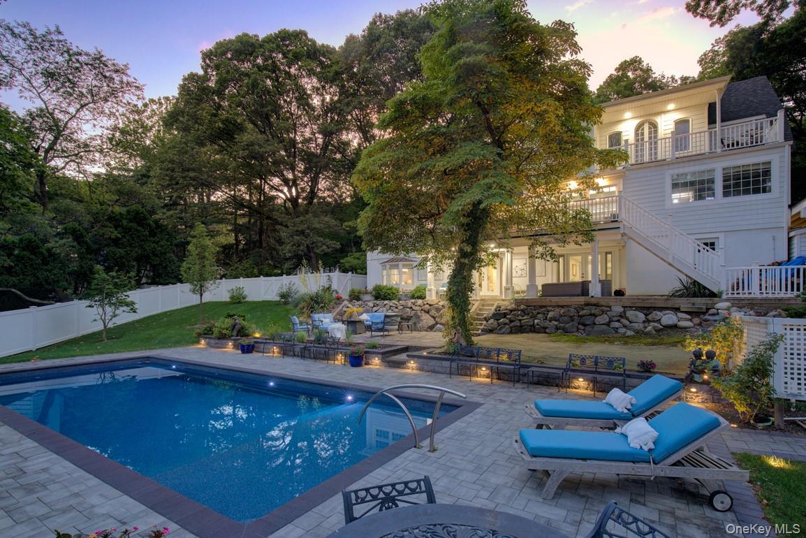 2 Spring Hollow Road, Centerport, NY 11721