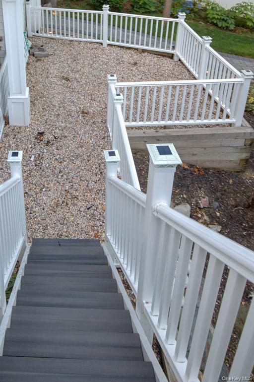 2 Spring Hollow Road, Centerport, NY 11721