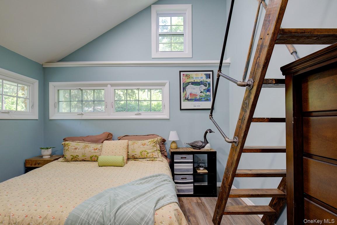 2 Spring Hollow Road, Centerport, NY 11721