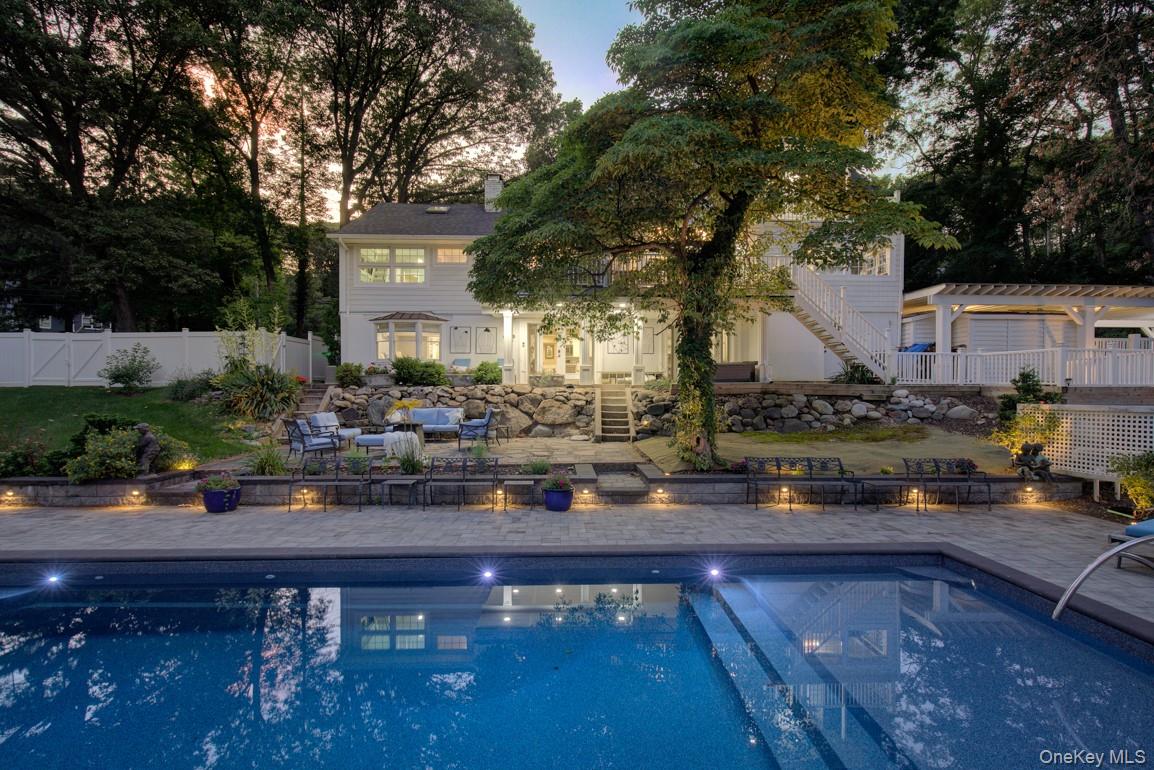 2 Spring Hollow Road, Centerport, NY 11721