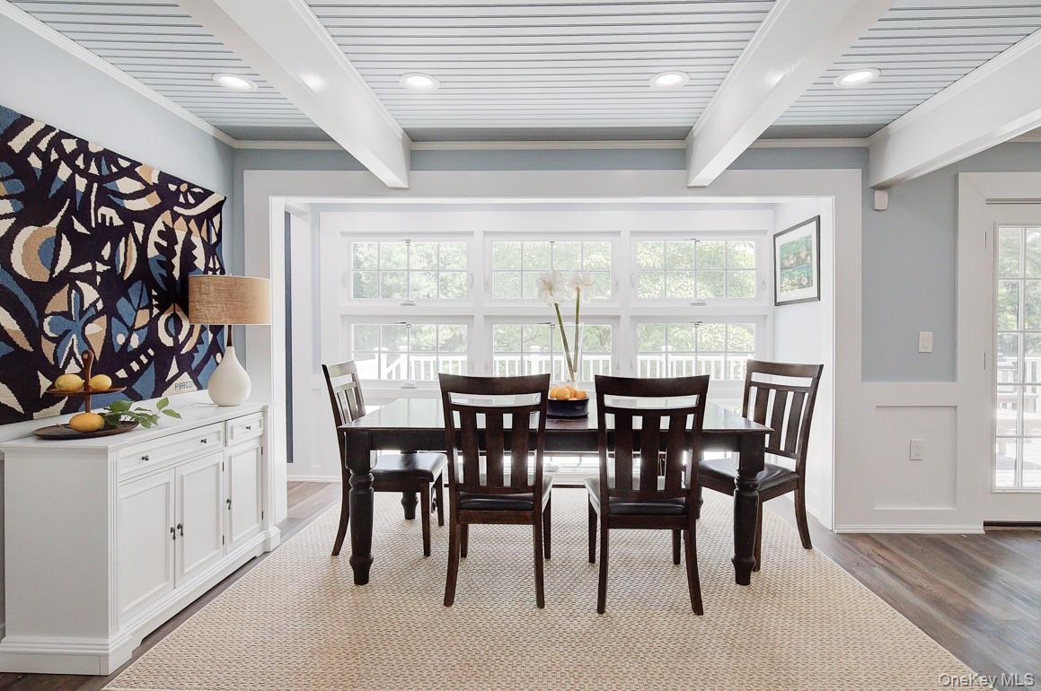 2 Spring Hollow Road, Centerport, NY 11721