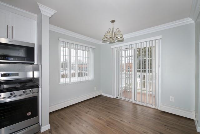 15 Willowbrook Road # 2C, Bay Shore, NY 11706