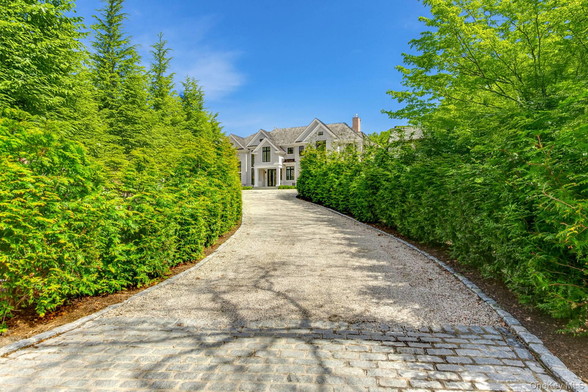 23 Peach Farm Lane, East Hampton, NY 11937