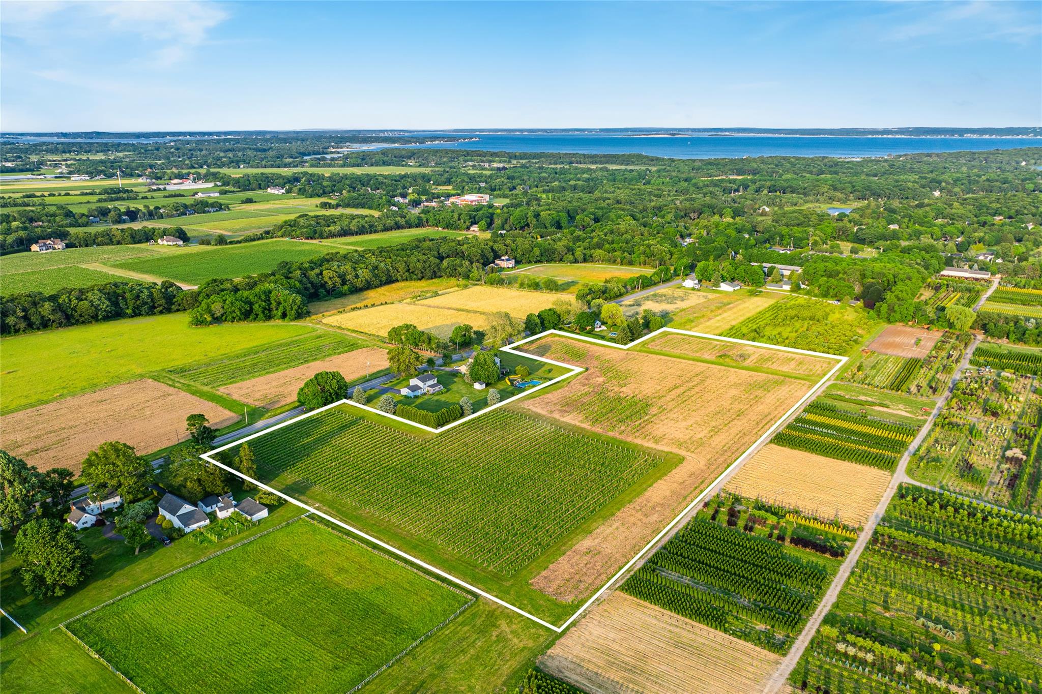 1555 Cox Lane, Cutchogue, NY 11935