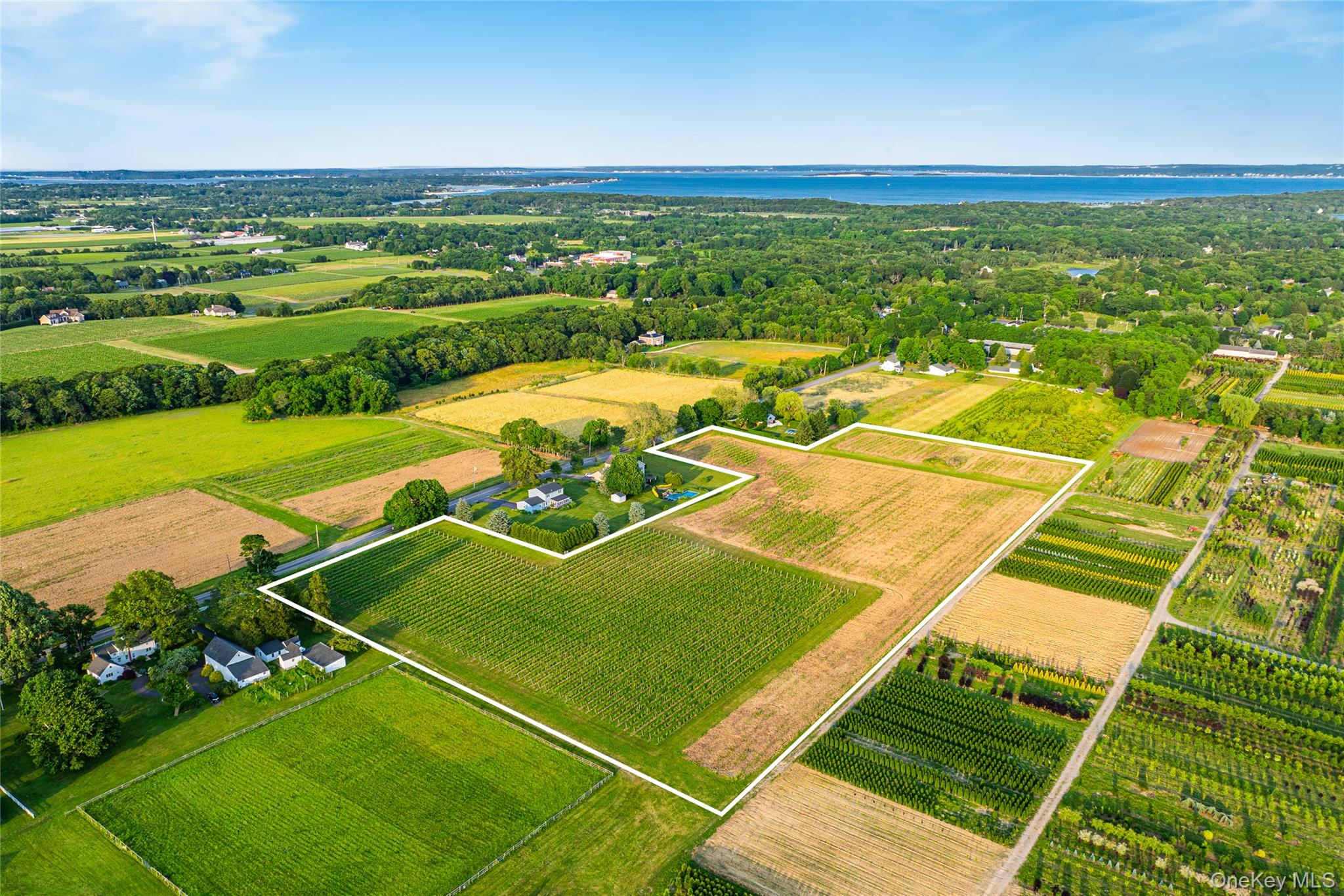 1555 Cox Lane, Cutchogue, NY 11935