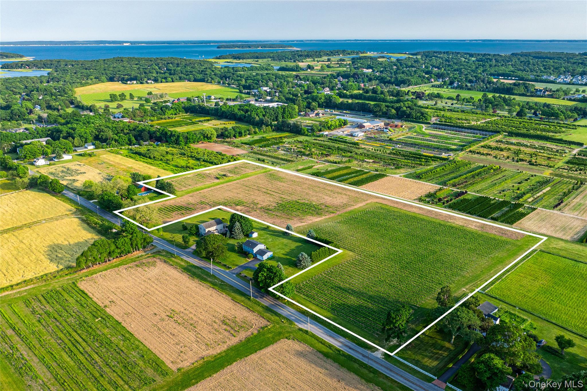 1555 Cox Lane, Cutchogue, NY 11935