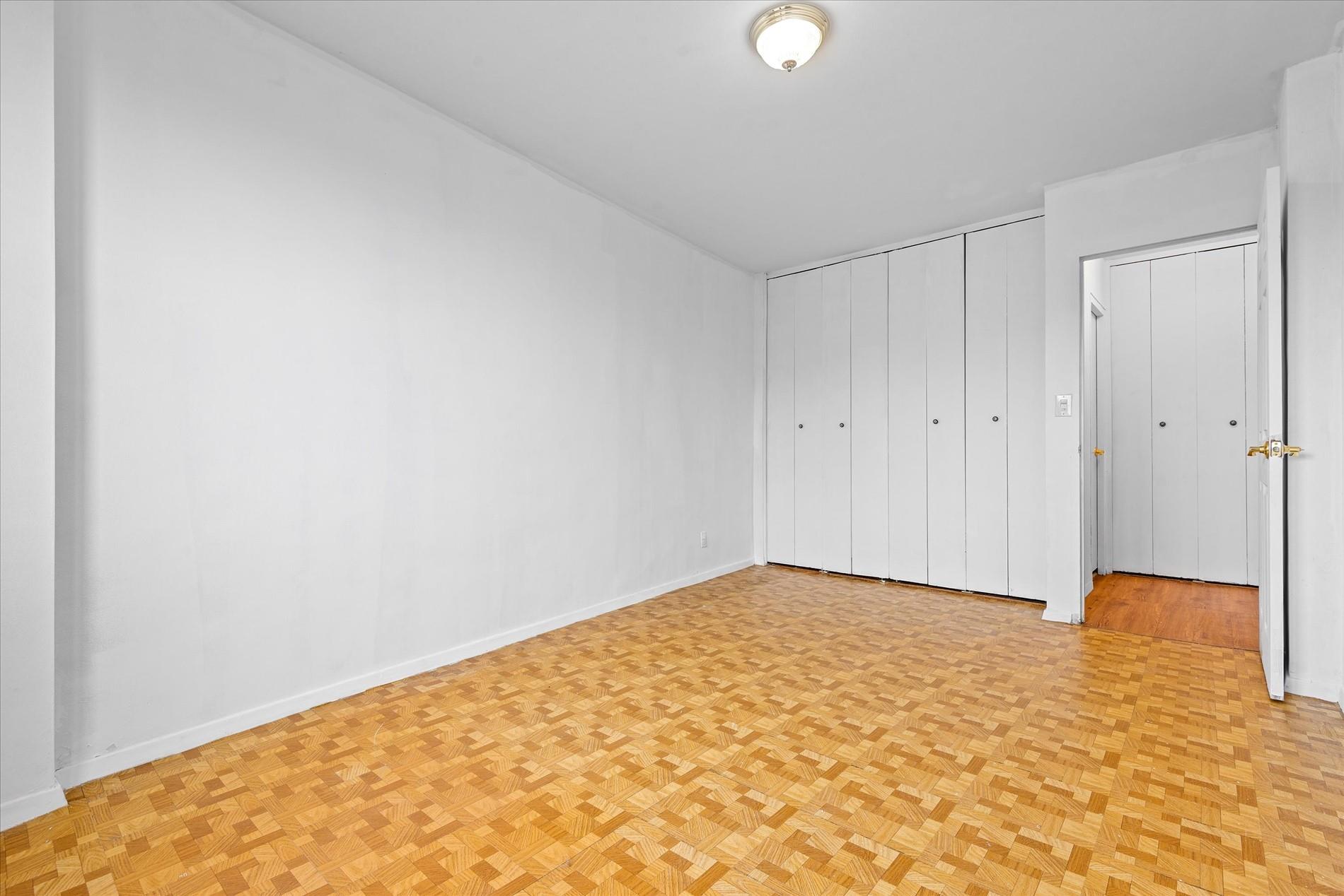 90-60 Union Turnpike # 9E, Glendale, NY 11385