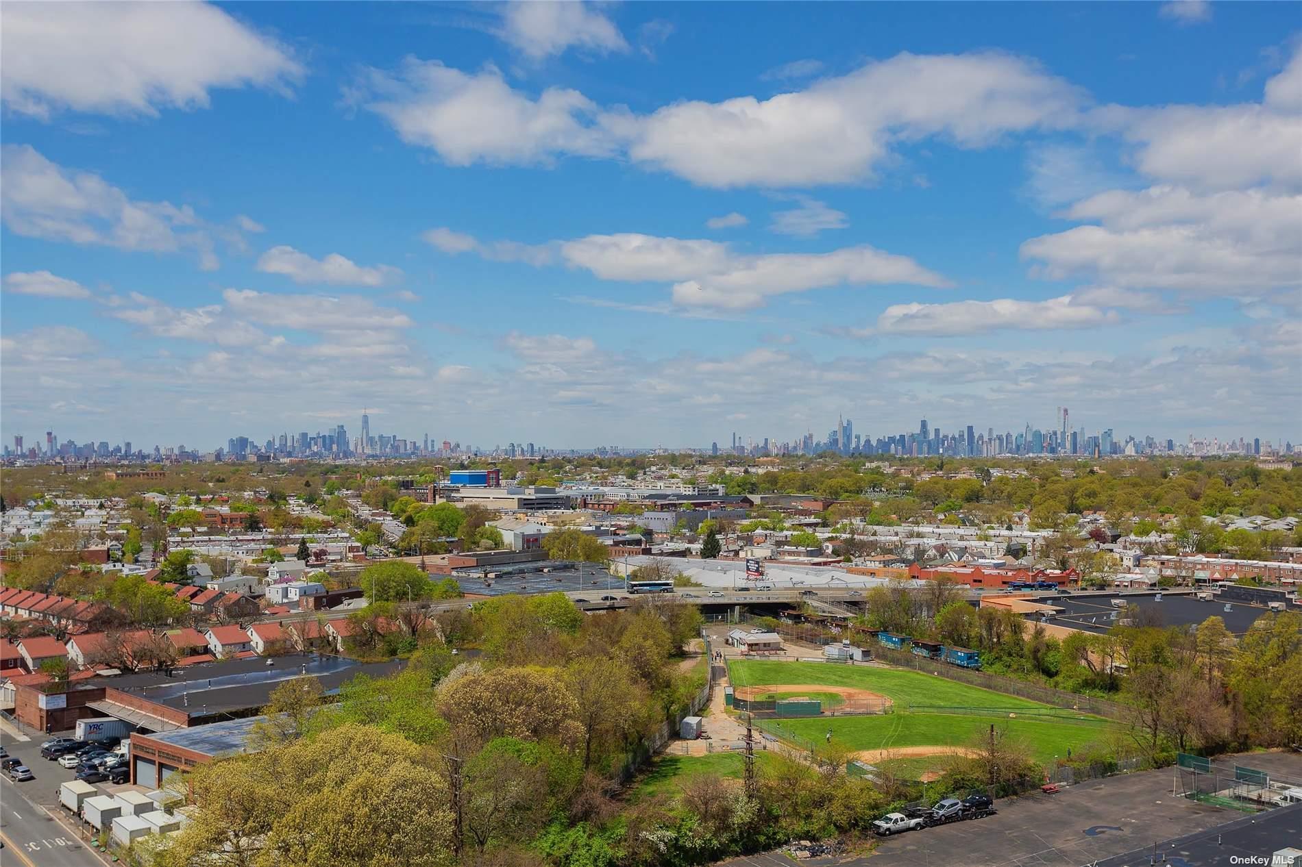 90-60 Union Turnpike # 9E, Glendale, NY 11385