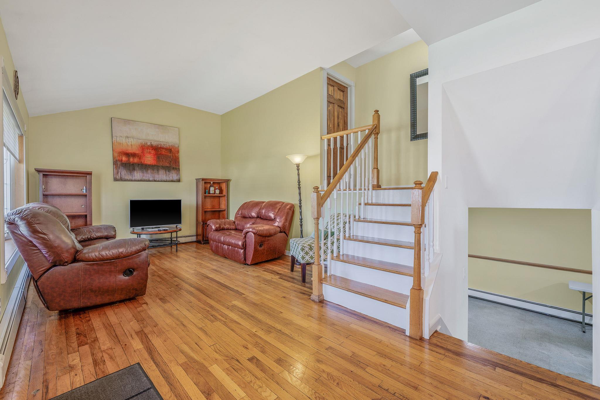 982 Union Boulevard, Bay Shore, NY 11706