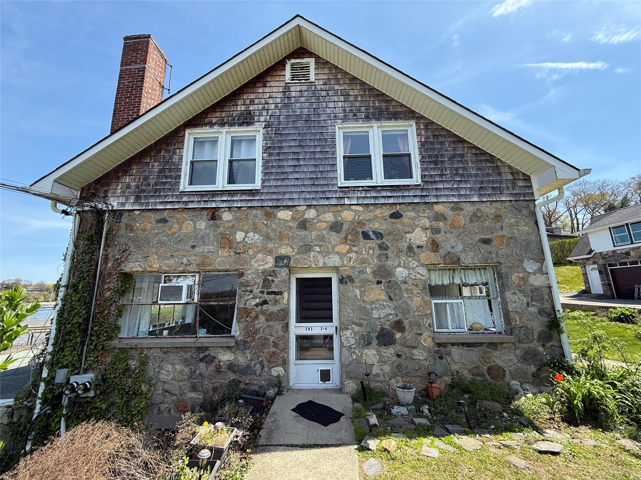 293 W Shore Road # 3, Huntington, NY 11743