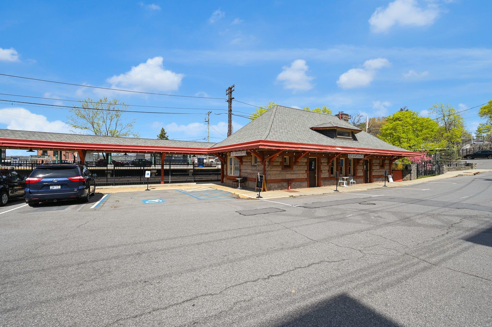 98 Main Street, Irvington, NY 10533