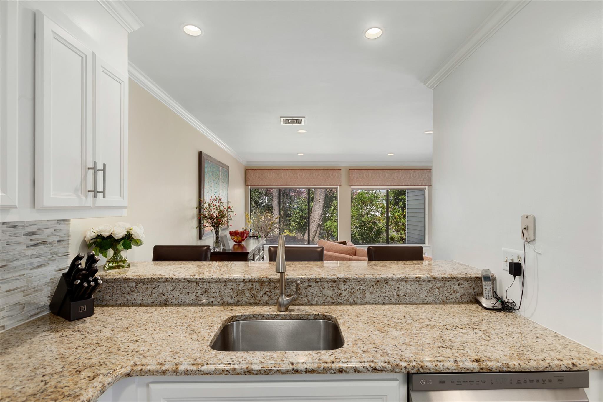 23 Top Of The Ridge Ridge # A8, Mamaroneck, NY 10543