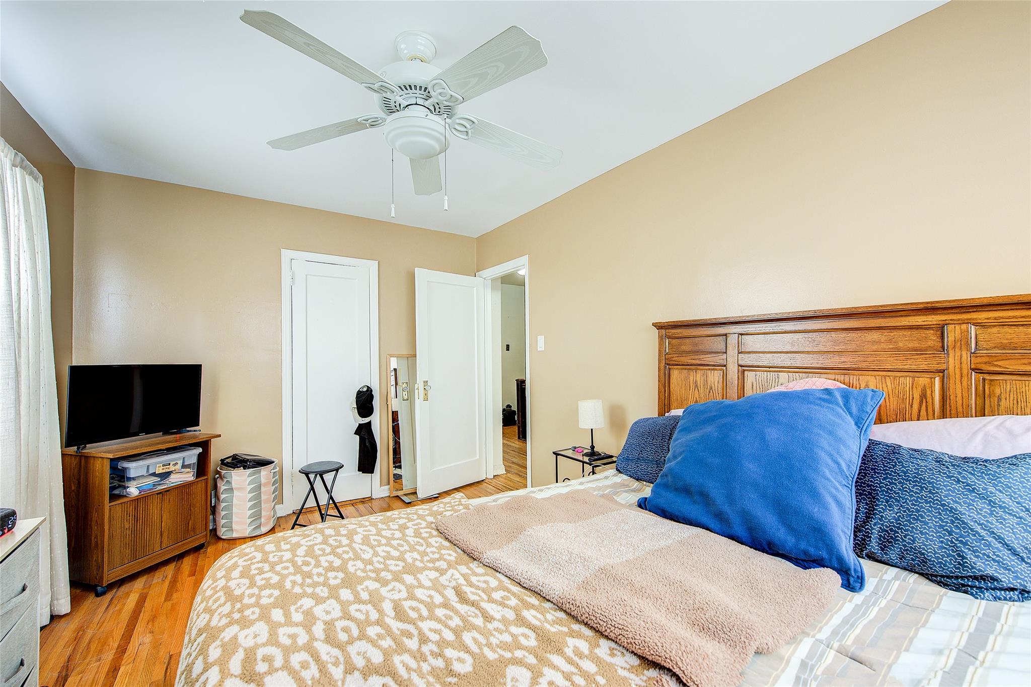 225-54 Murdock Avenue, Queens Village, NY 11429