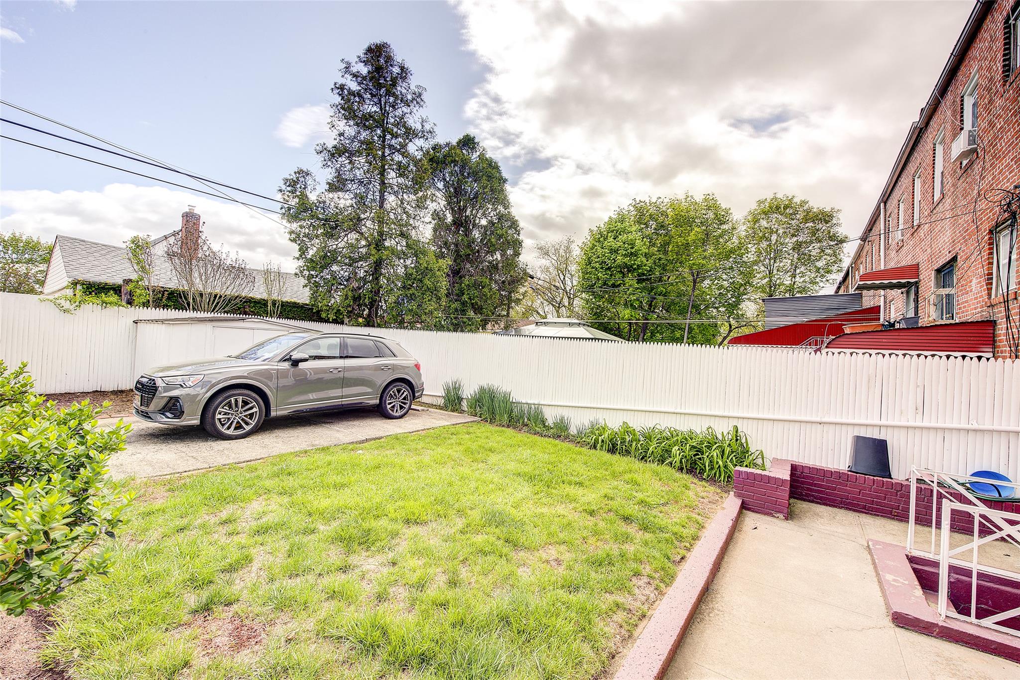 225-54 Murdock Avenue, Queens Village, NY 11429