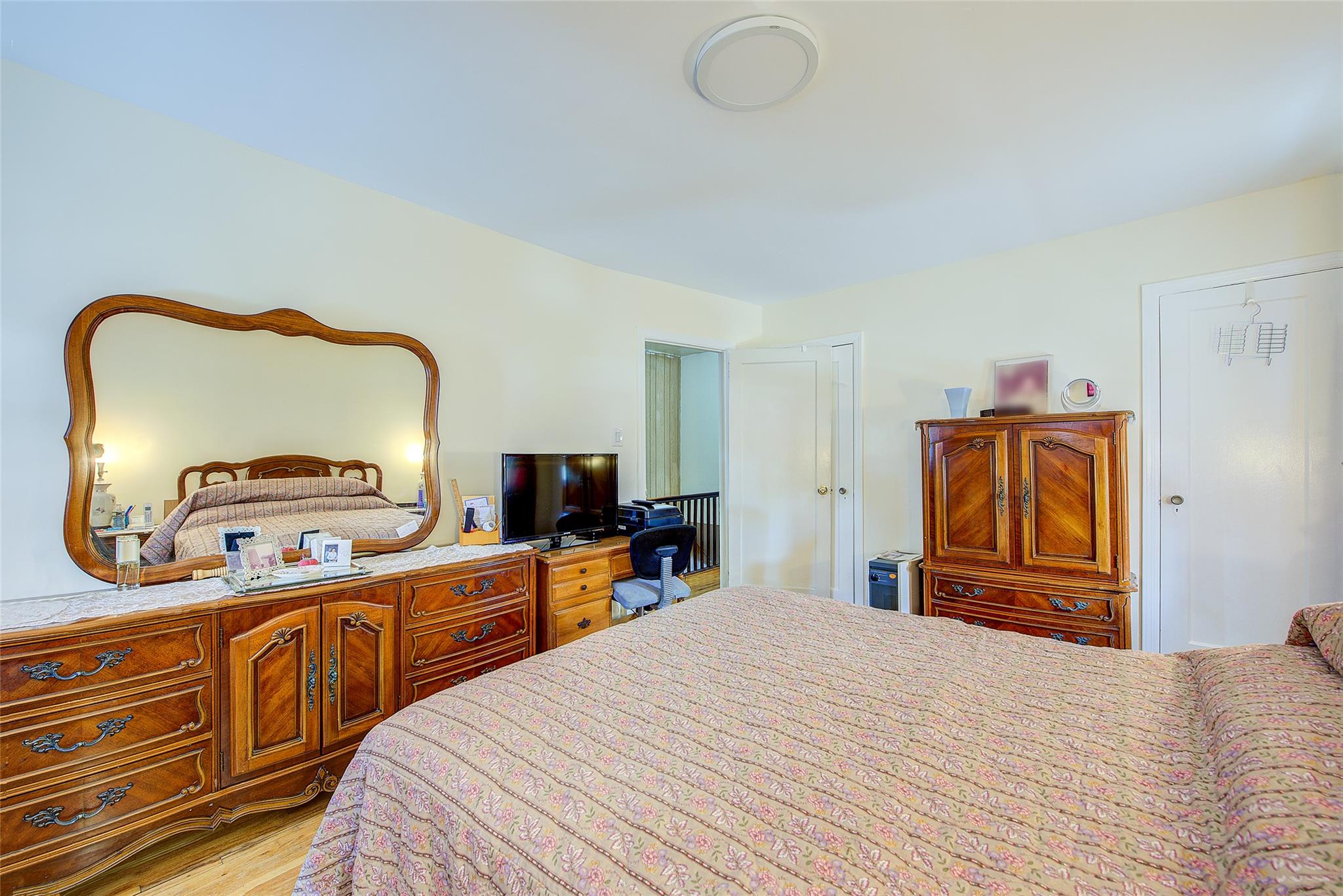 225-54 Murdock Avenue, Queens Village, NY 11429