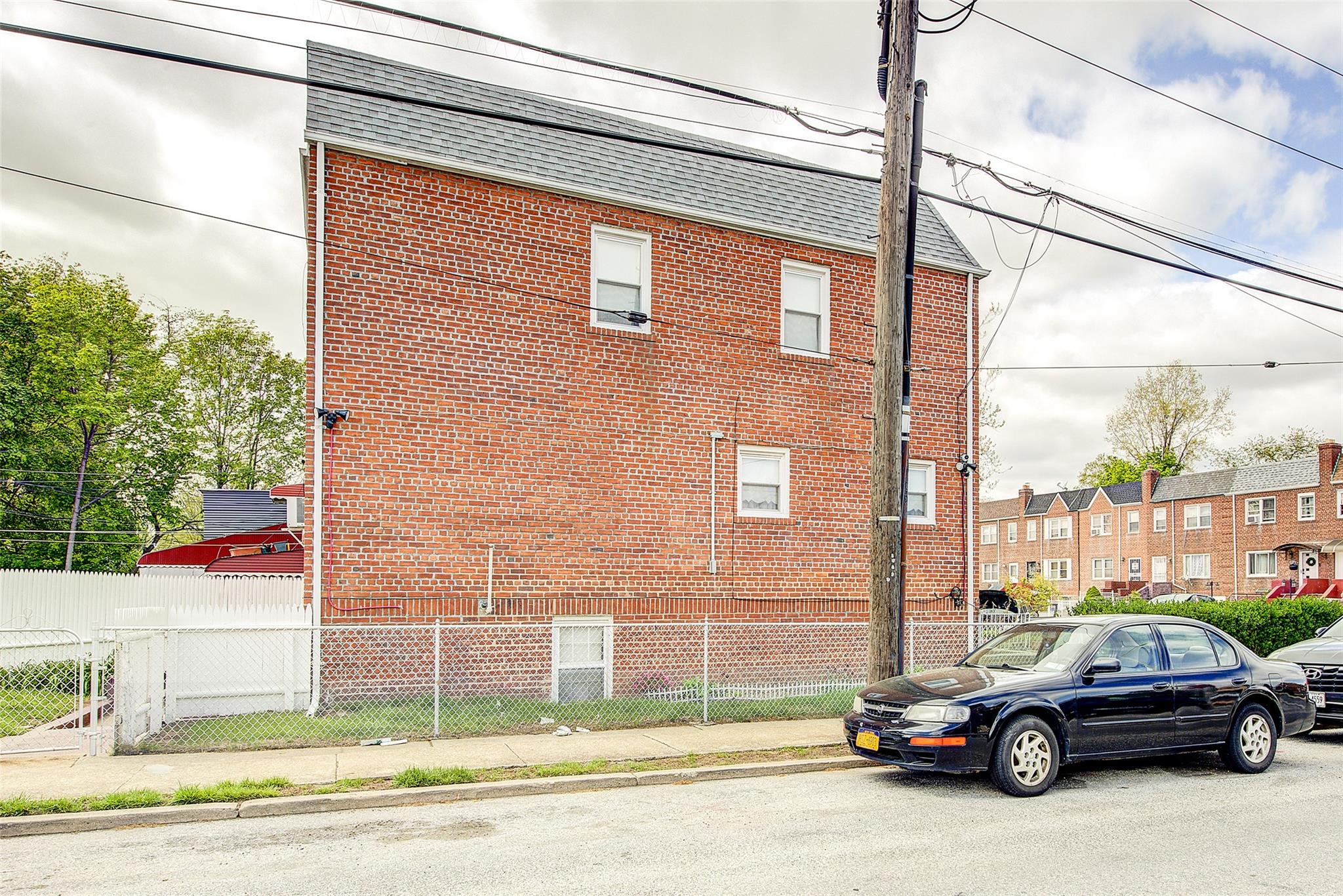 225-54 Murdock Avenue, Queens Village, NY 11429