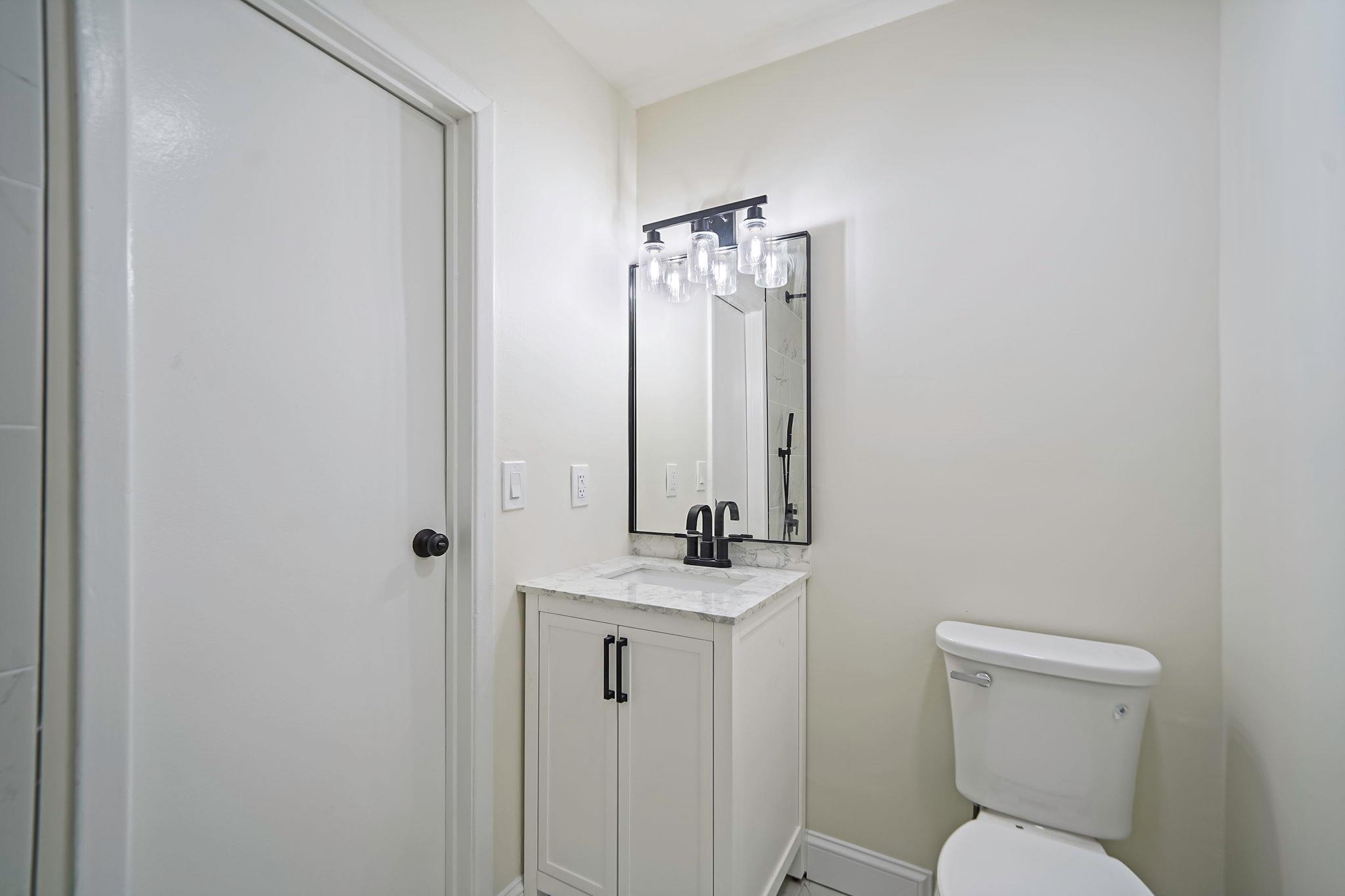 51 Pointe Circle S # 51, Coram, NY 11727