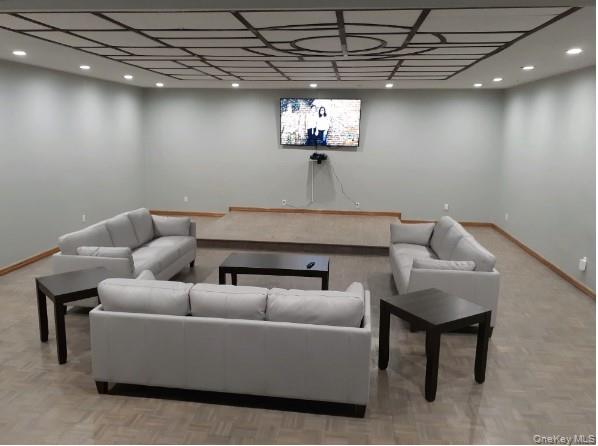 51 Pointe Circle S # 51, Coram, NY 11727