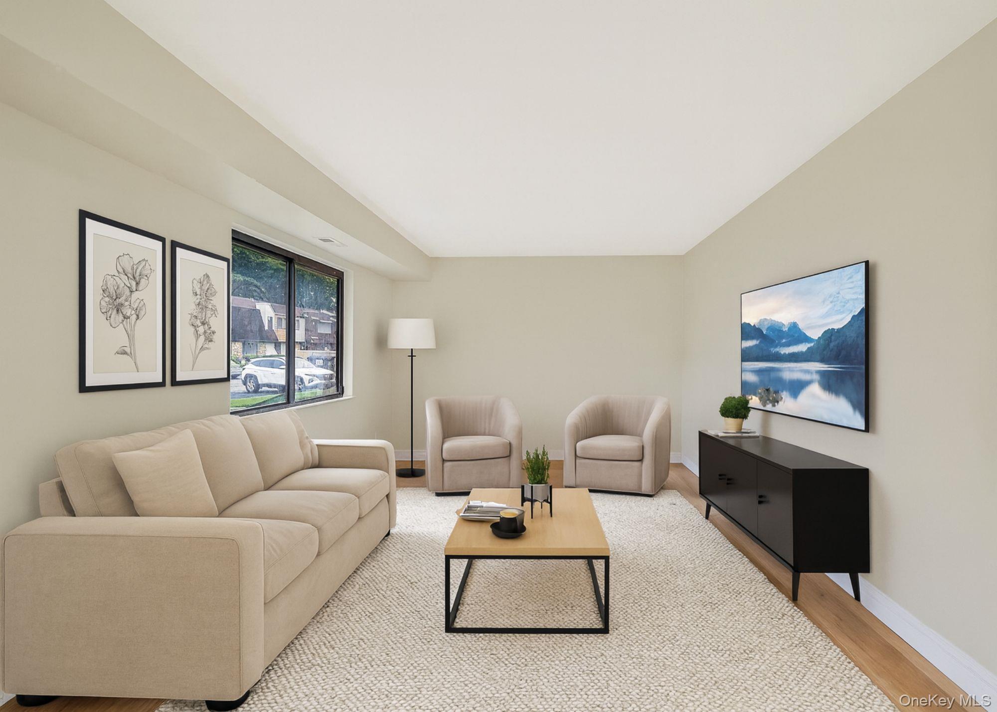 51 Pointe Circle S # 51, Coram, NY 11727