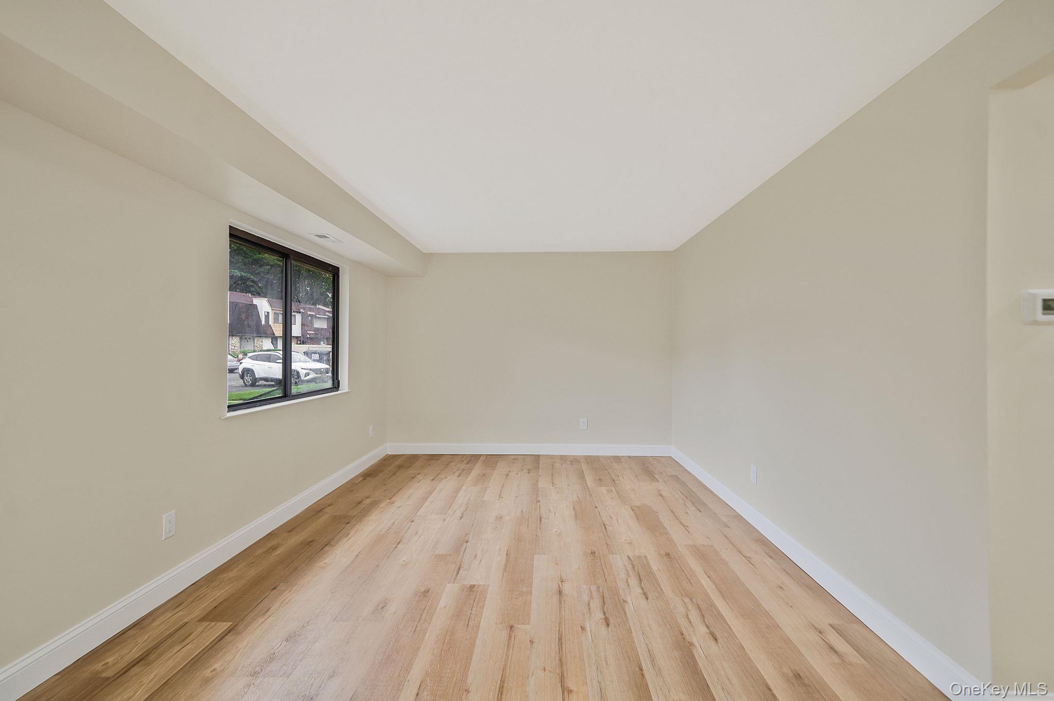 51 Pointe Circle S # 51, Coram, NY 11727