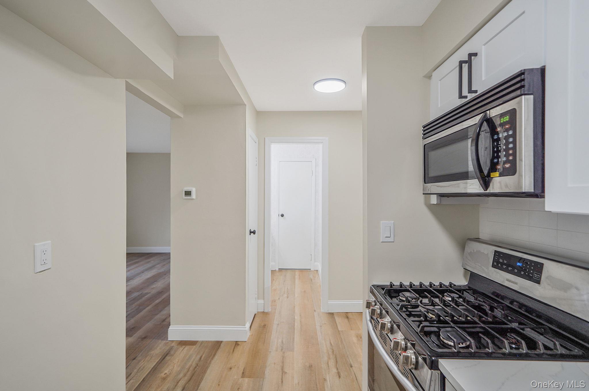 51 Pointe Circle S # 51, Coram, NY 11727