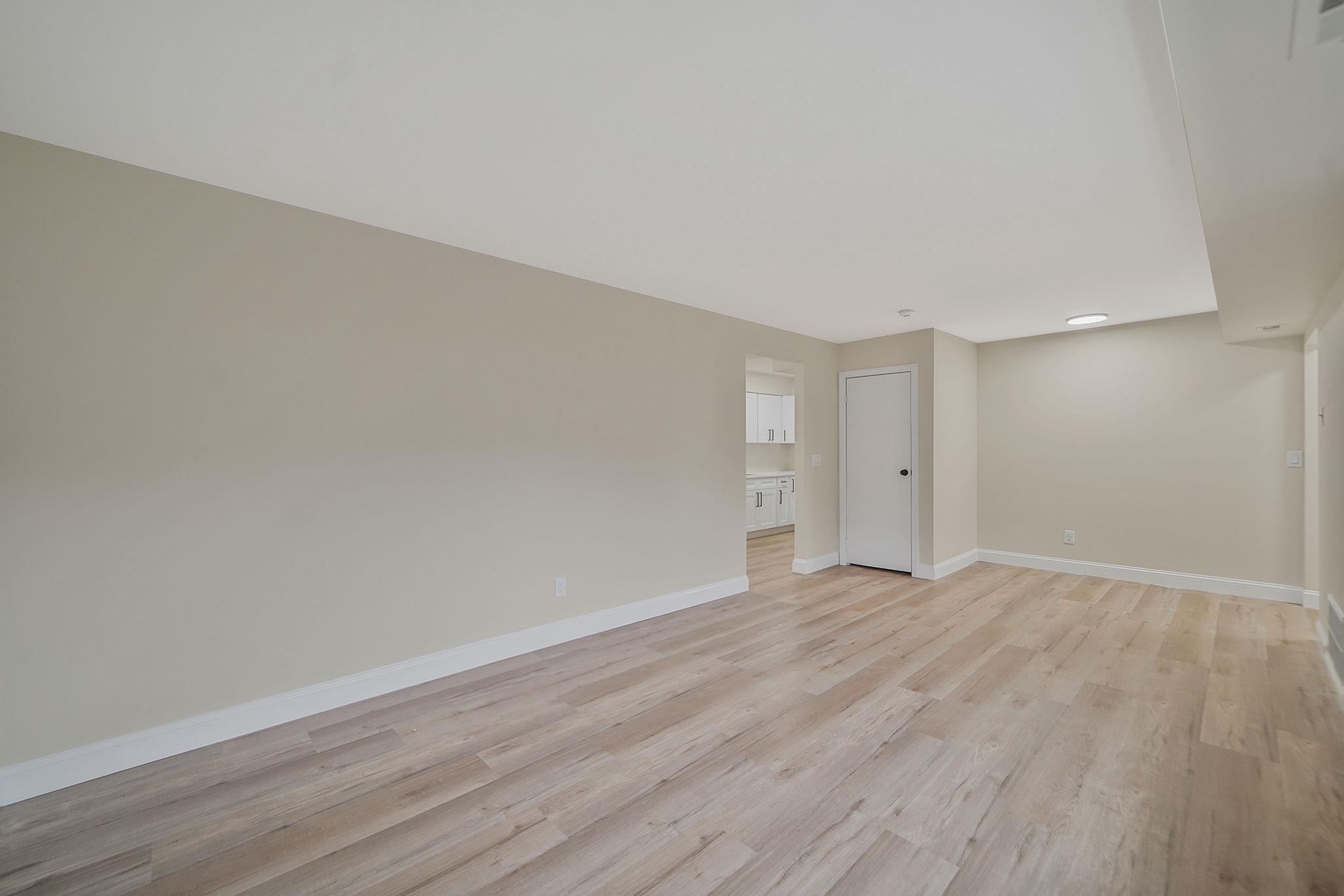 51 Pointe Circle S # 51, Coram, NY 11727