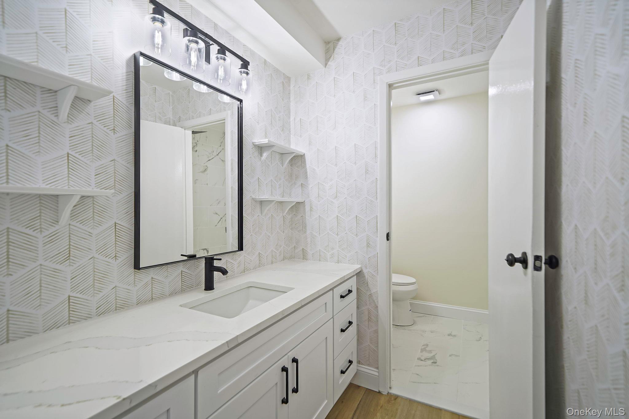 51 Pointe Circle S # 51, Coram, NY 11727