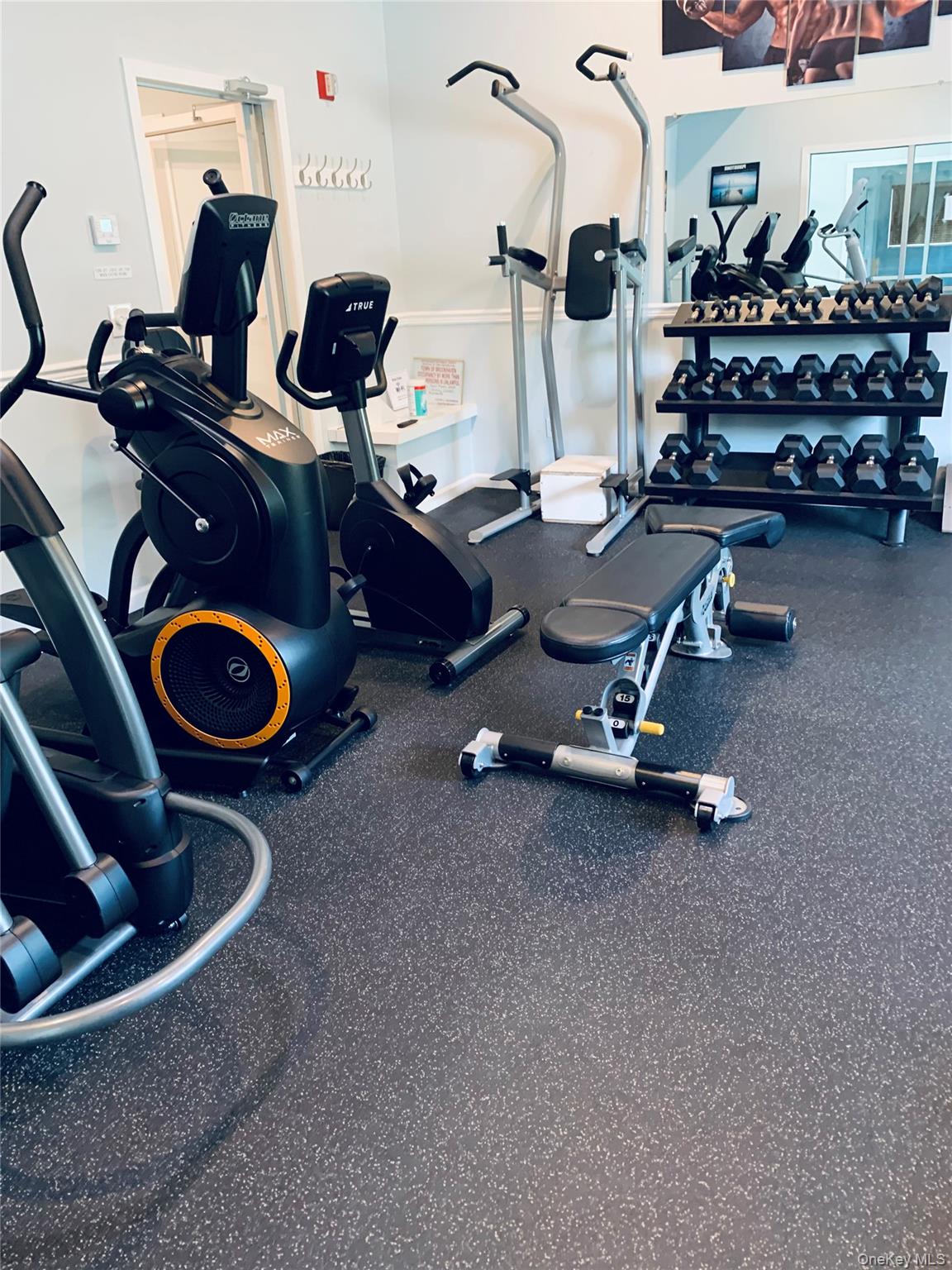 72 Fox Court # 72, Manorville, NY 11949