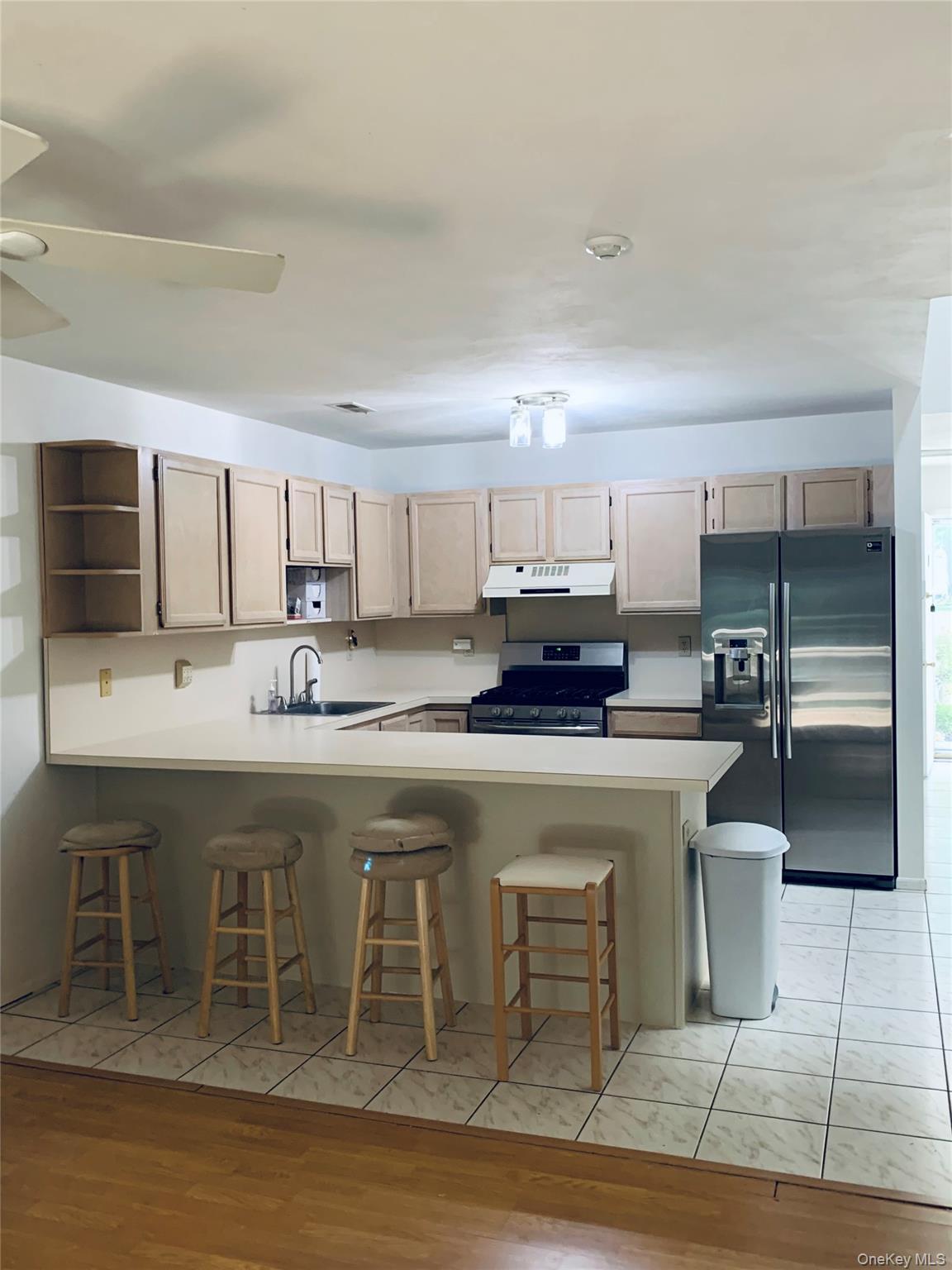 72 Fox Court # 72, Manorville, NY 11949