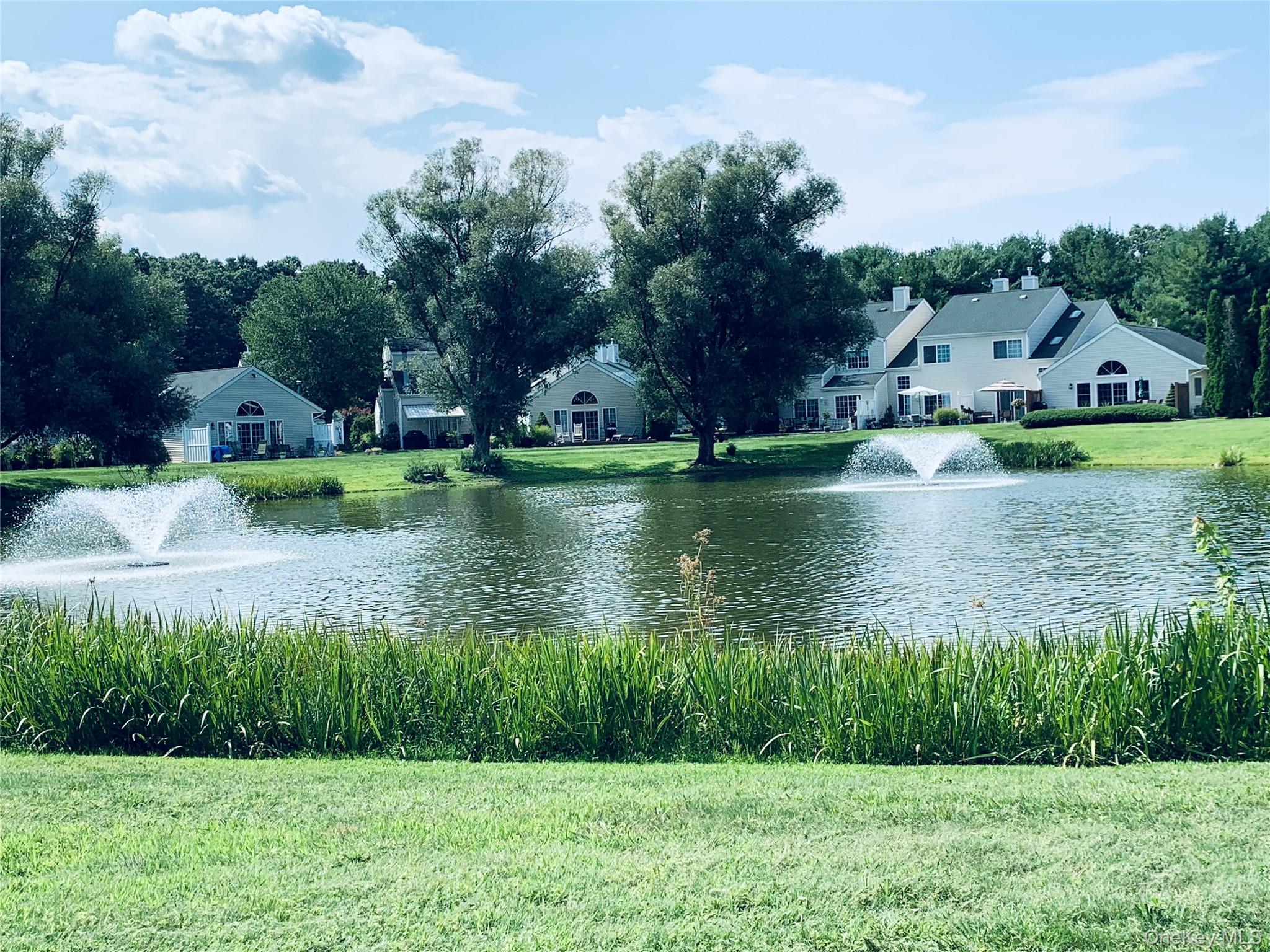 72 Fox Court # 72, Manorville, NY 11949