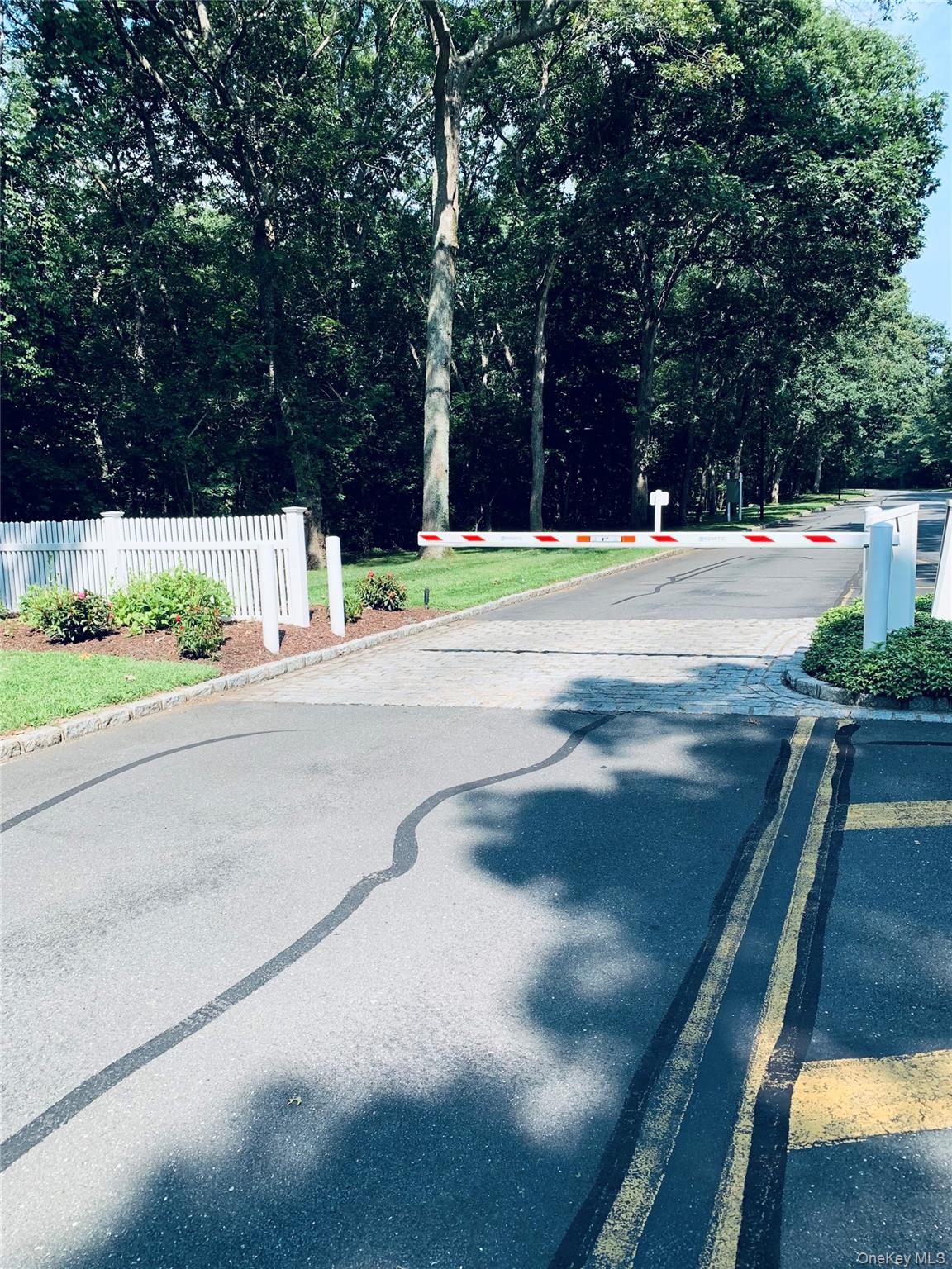 72 Fox Court # 72, Manorville, NY 11949