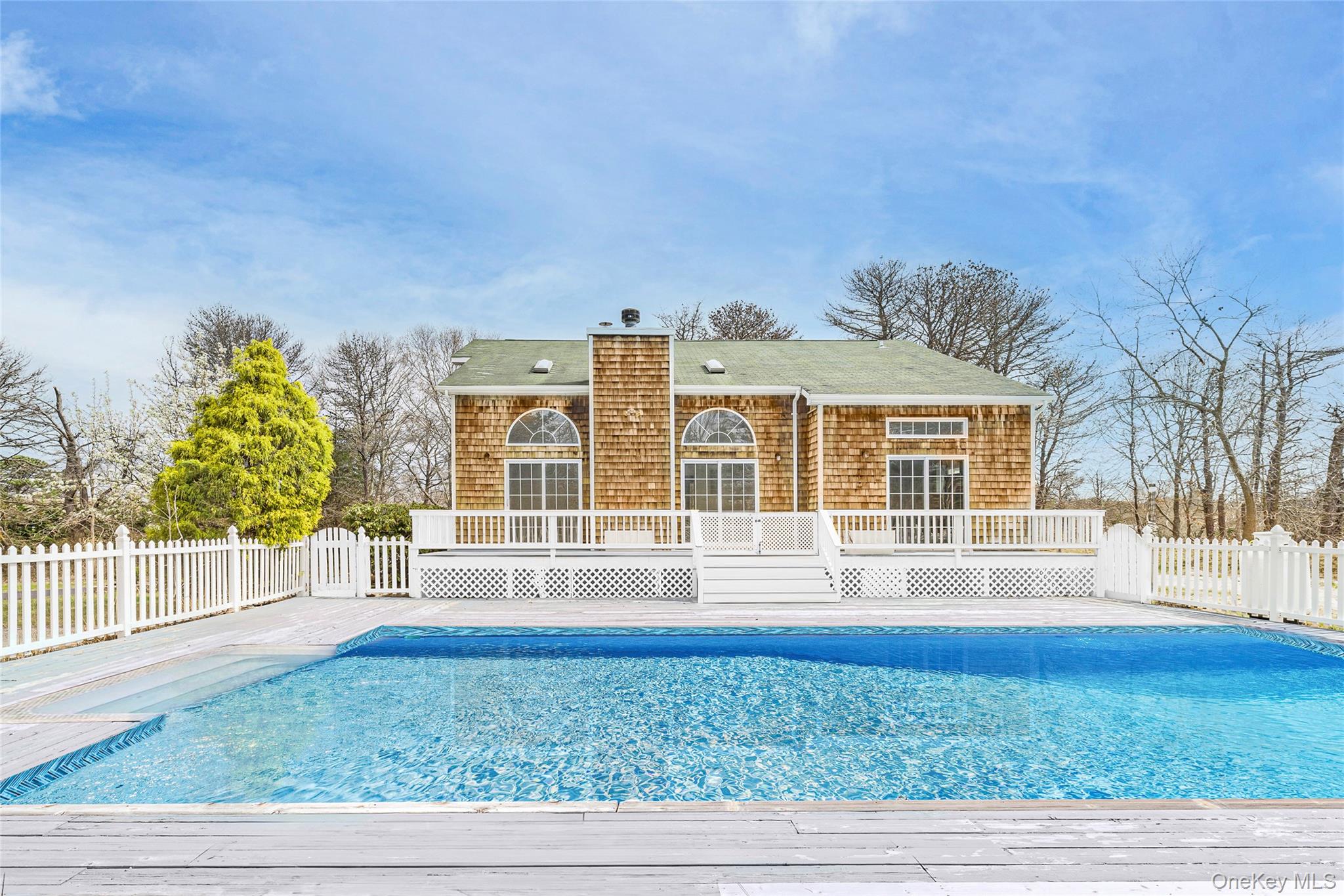 280 Shinnecock Hills Road, Southampton, NY 11968