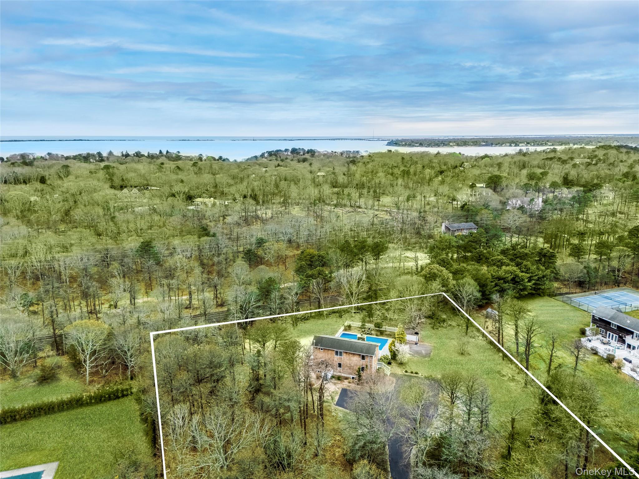 280 Shinnecock Hills Road, Southampton, NY 11968