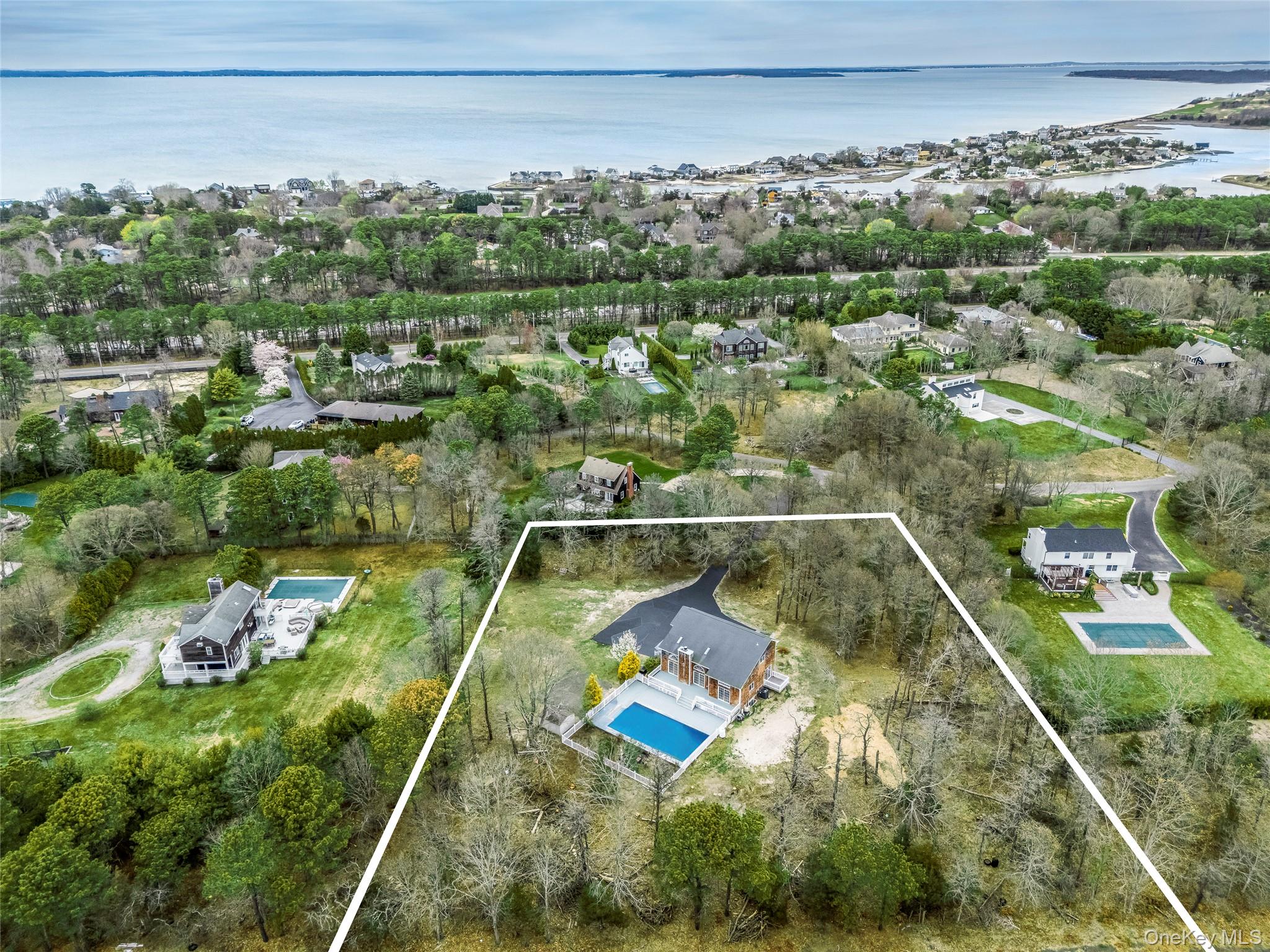 280 Shinnecock Hills Road, Southampton, NY 11968